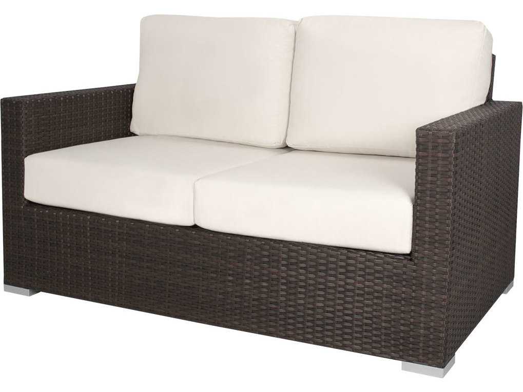 Decoscape Lucaya Wicker Loveseat