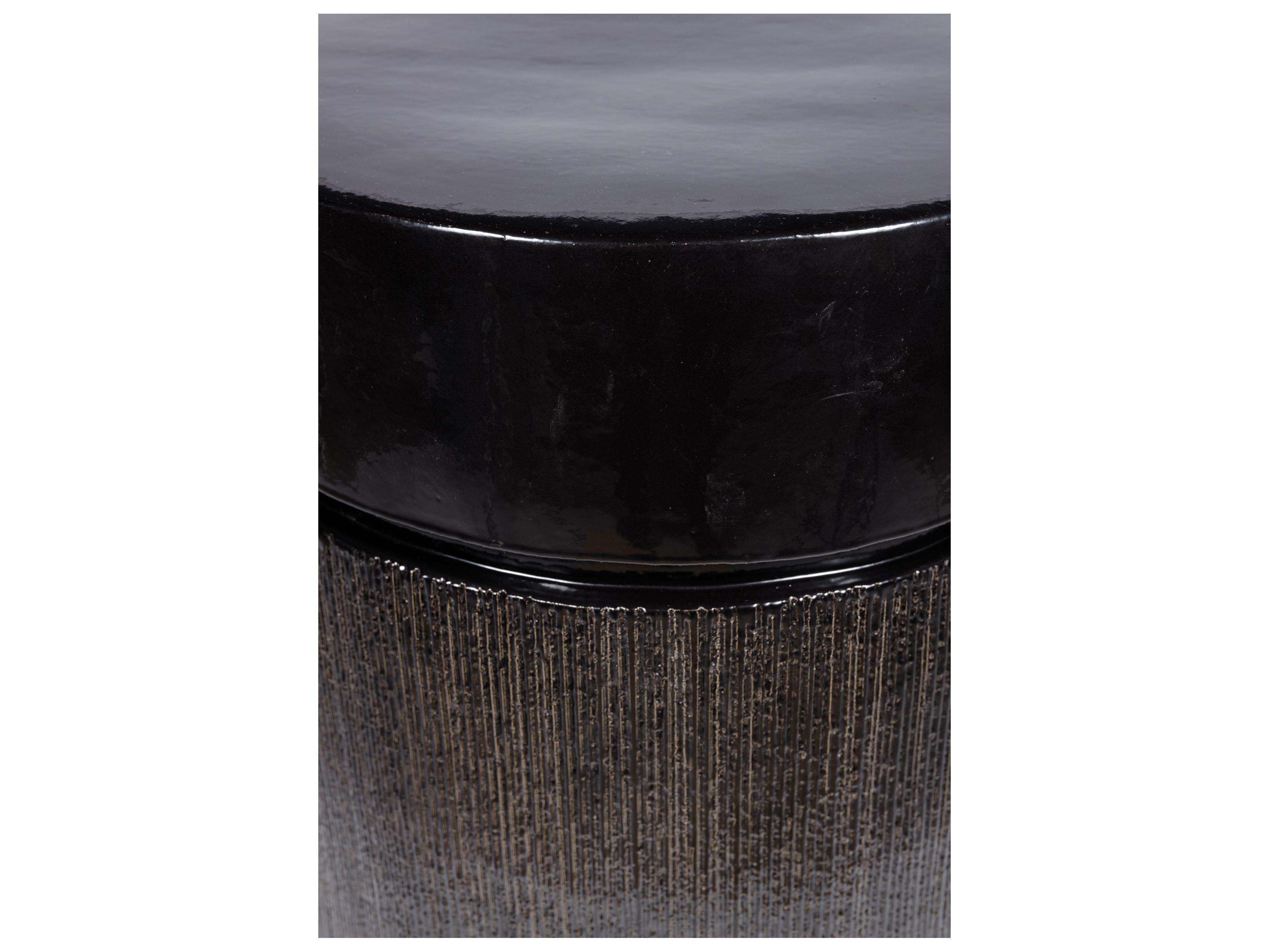 Seasonal Living Provenance Signature Ceramic Round Outdoor End Table