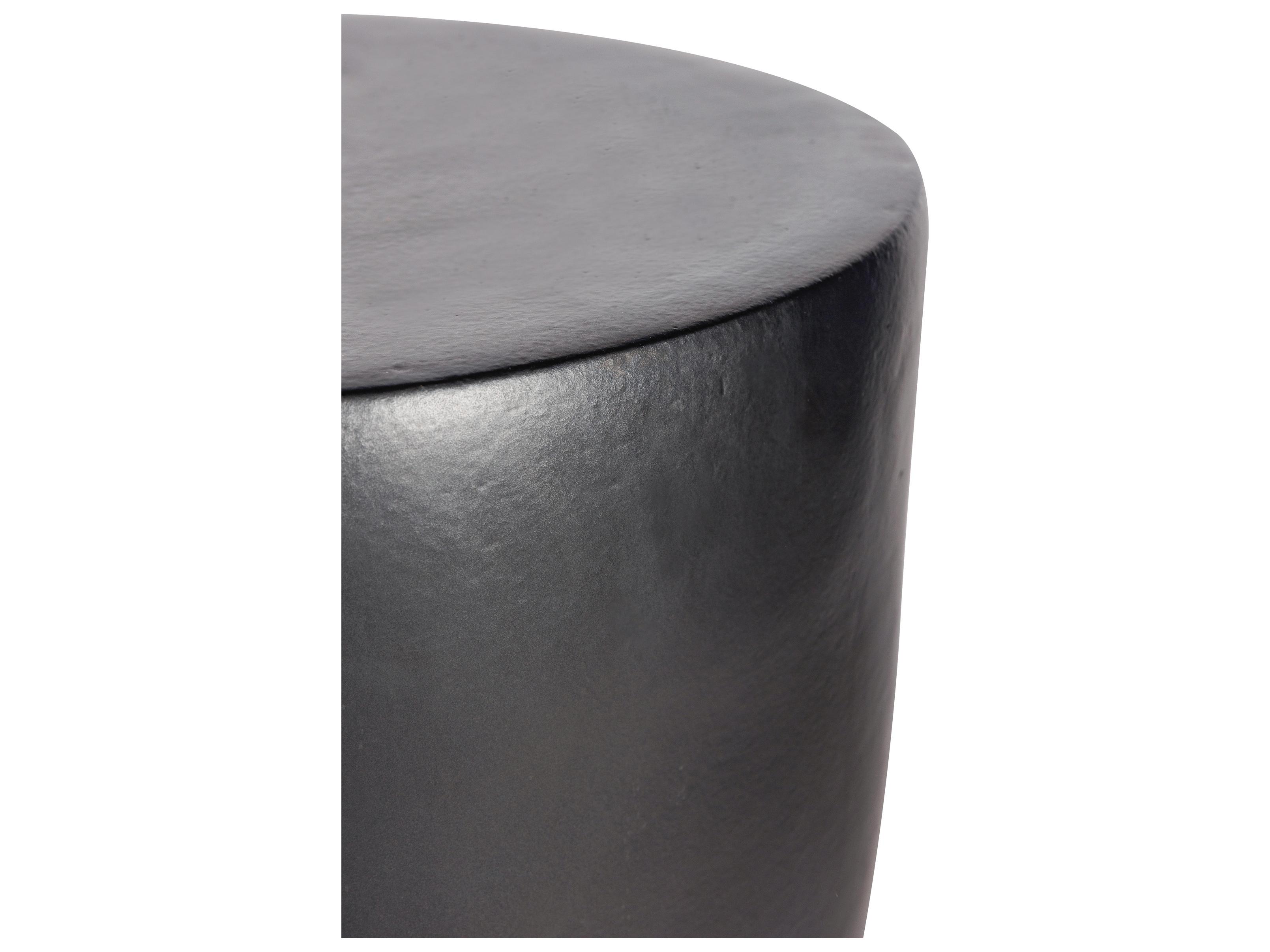 Seasonal Living Provenance Signature Ceramic Round Outdoor Patio End Table