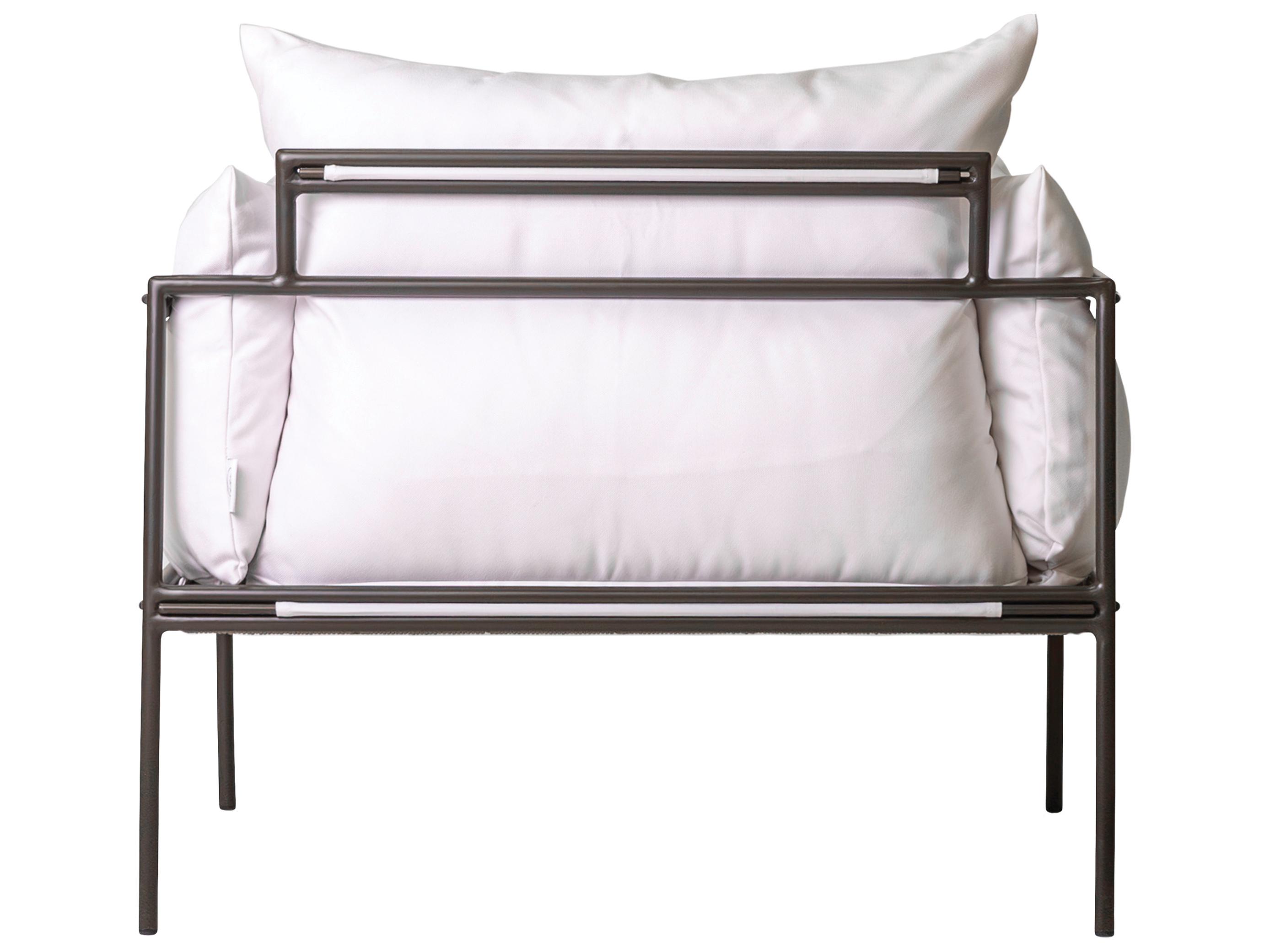 Seasonal Living Patinero Smooth Charcoal Satin Aluminum Cushion Lounge Chair