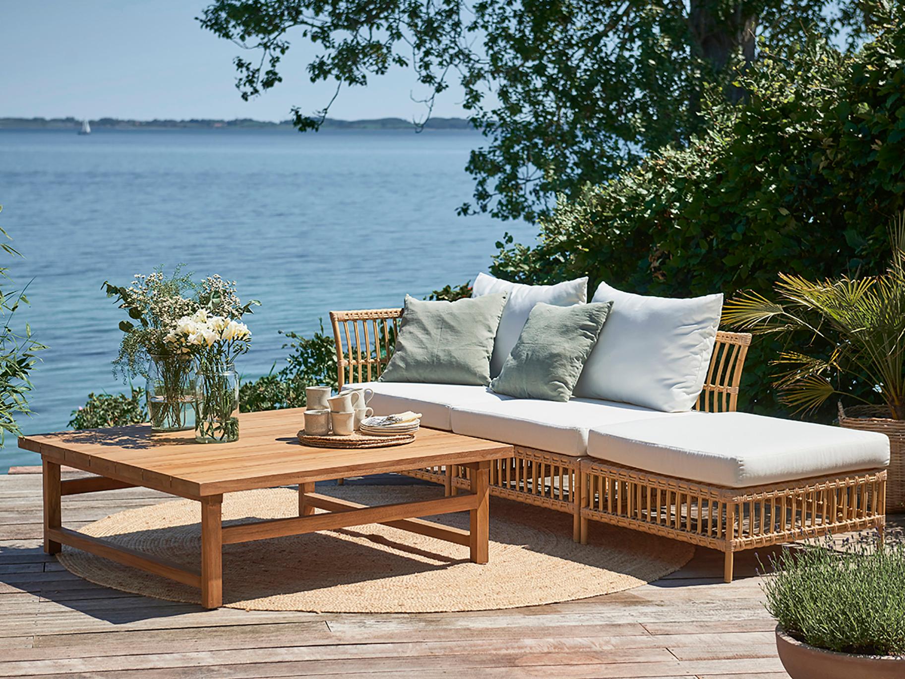 Sika Design Exterior Aluminum Natural, Tempotest Canvas White Cushion Ottoman