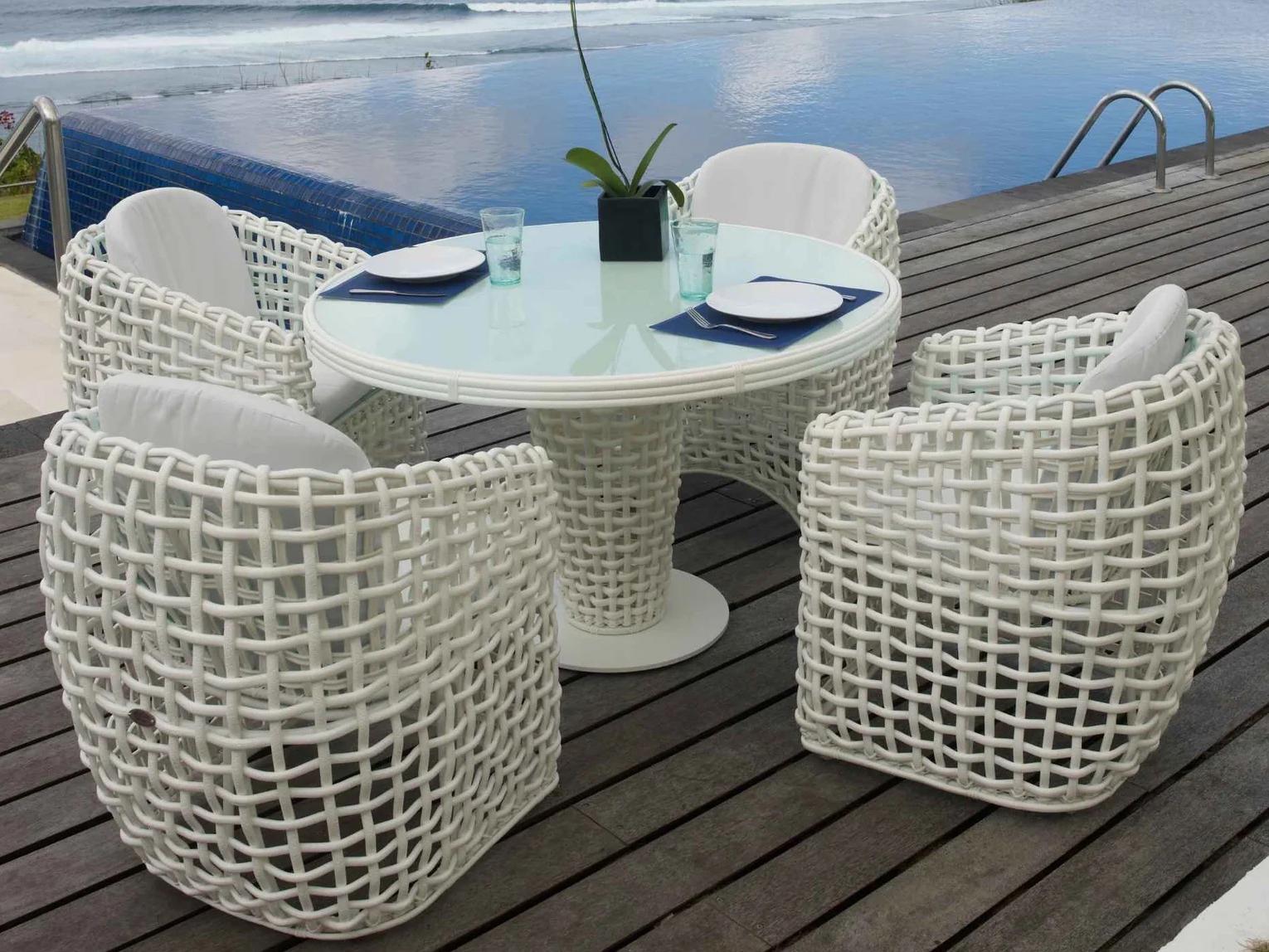 Skyline Design Dynasty White Mushroom Aluminum Dining Set