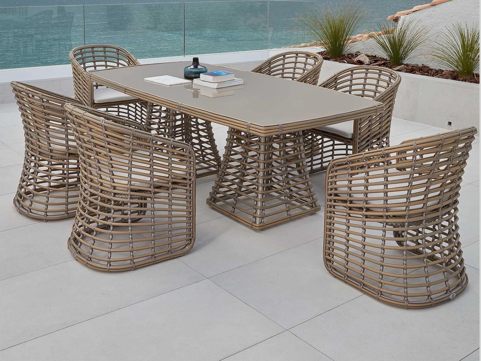 Skyline Design Ruby Kubu Mushroom Aluminum Dining Set