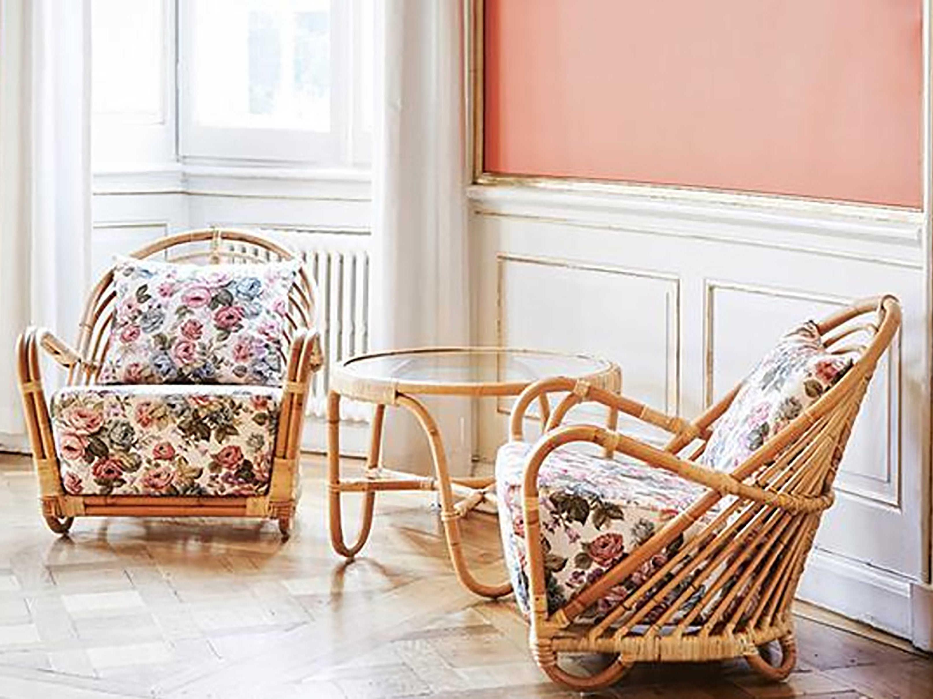 Sika Indoor Icons Arne Jacobsen Charlottenborg Round Glass Coffee Table