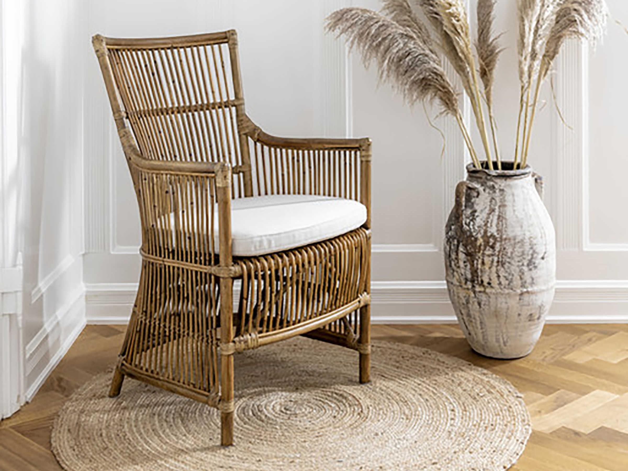 Sika Indoor Originals Davinci White Fabric Accent Chair