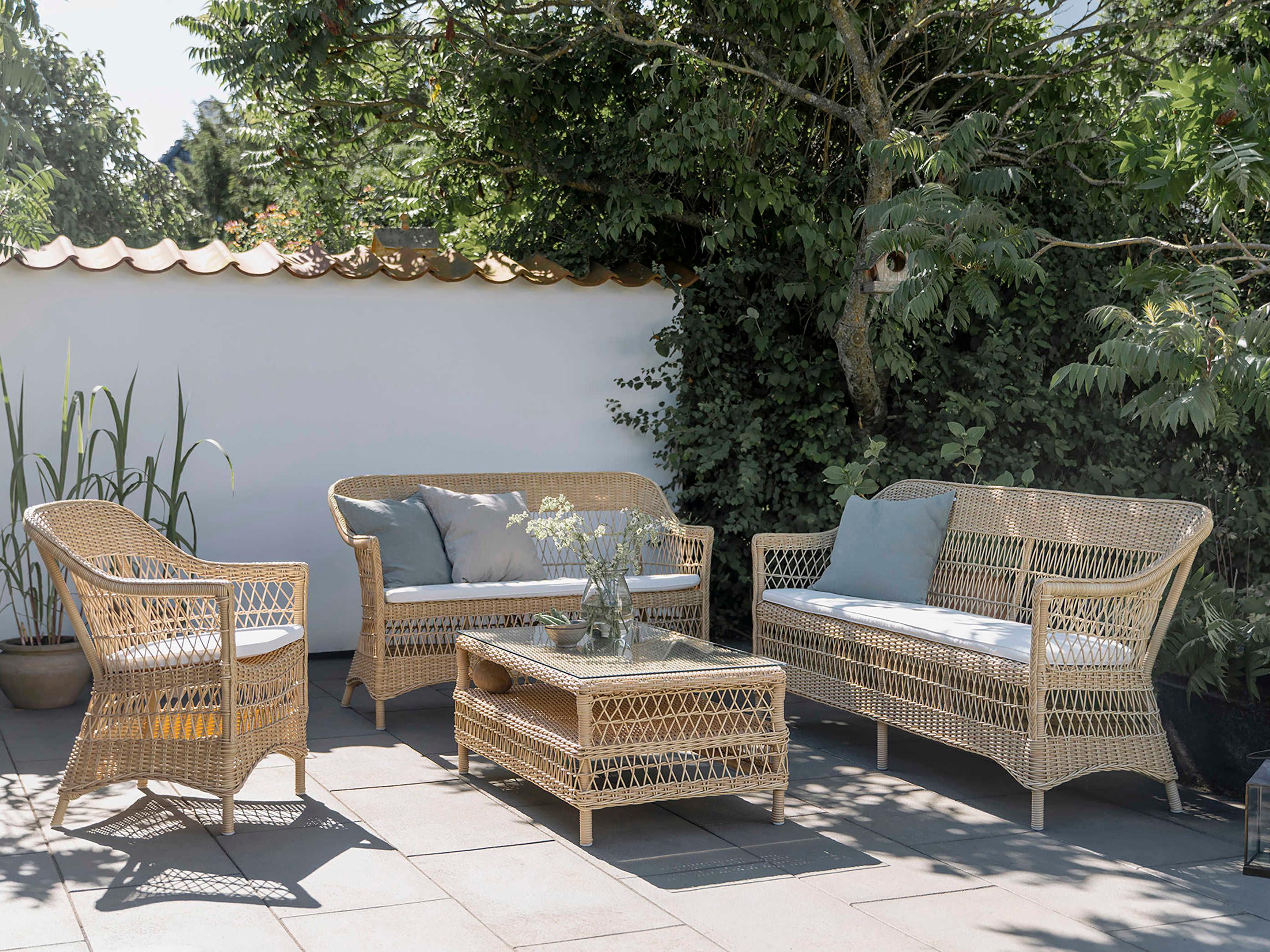 Sika Indoor Georgia Garden Charlot Beige Upholstered Loveseat