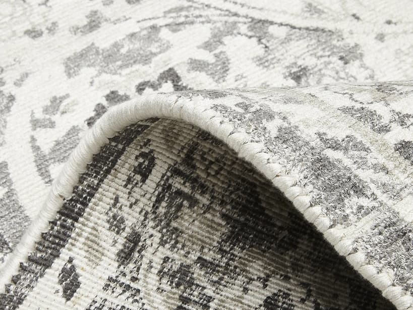 Solo Rugs Royal Bordered Area Rug