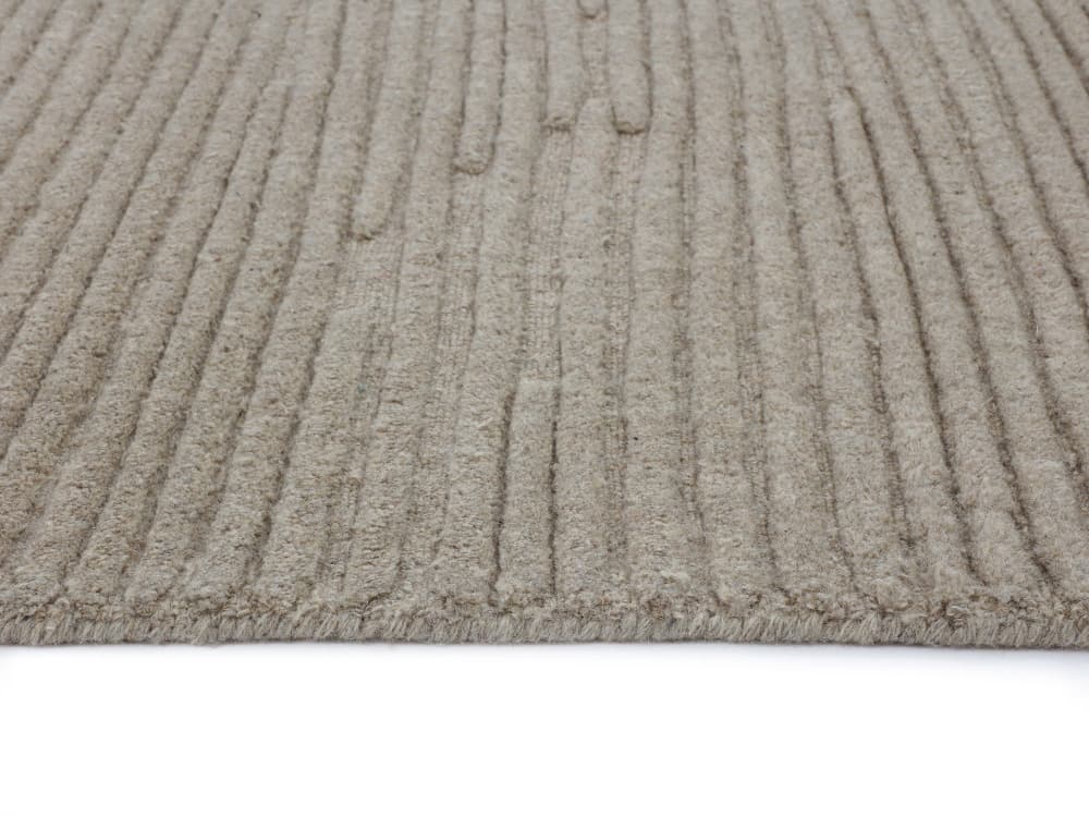 Sunpan Deva Hand-Tufted Rug in Taupe in 6 ' x 9'