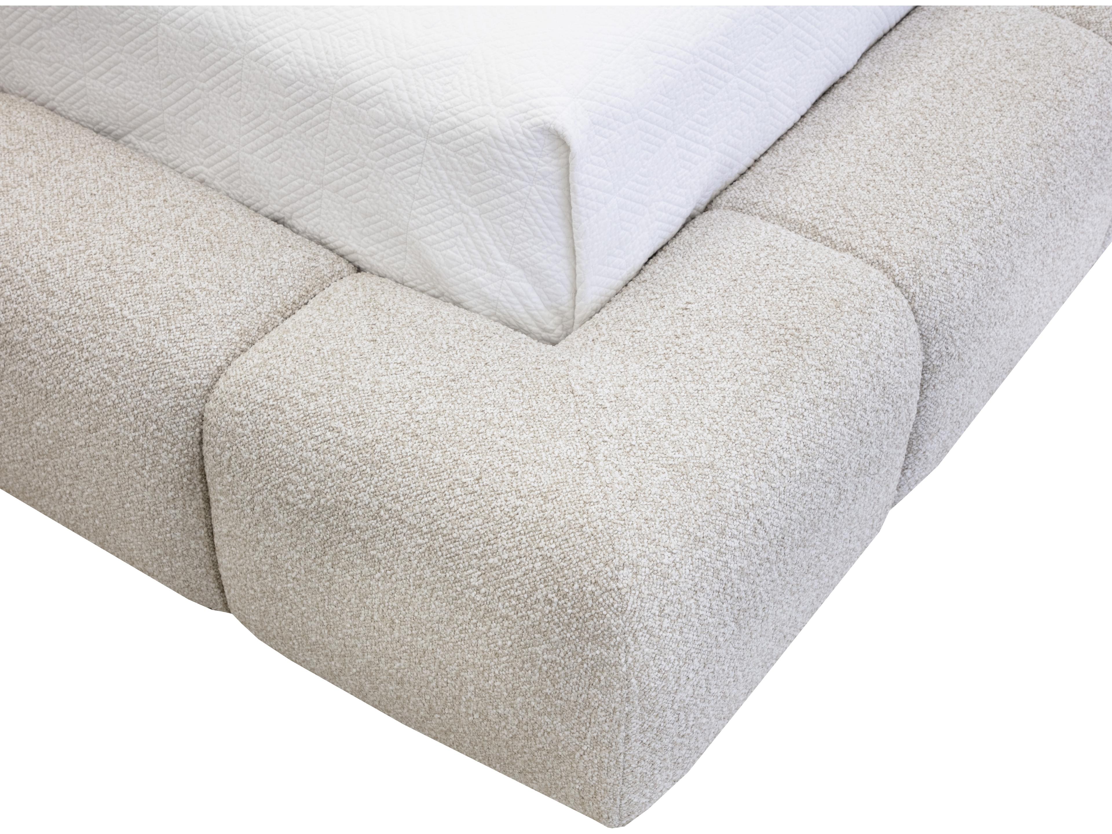 Sunpan Olena Bed in Queen in Santa Cruz Oatmeal