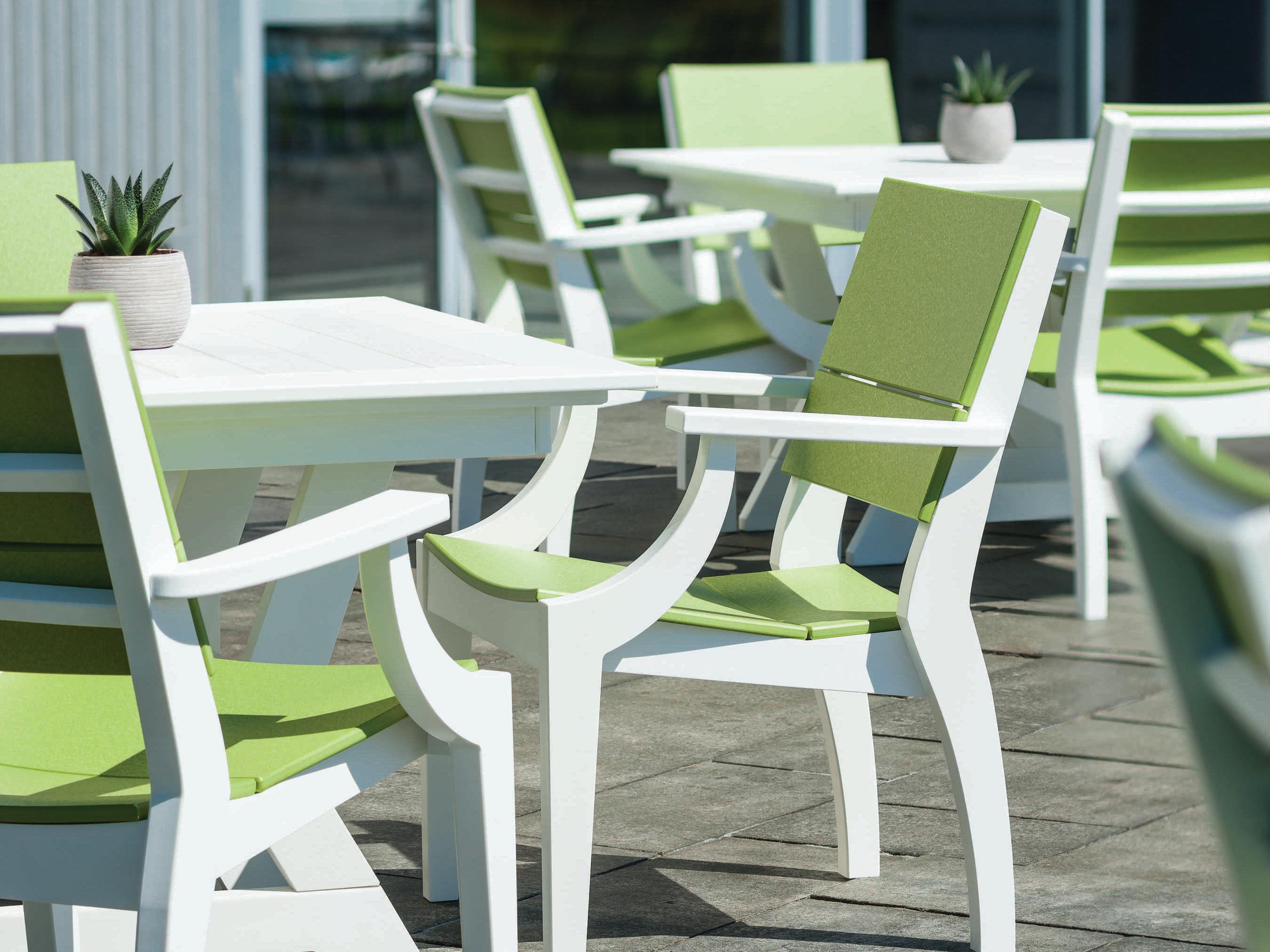 Seaside Casual Sym Recycled Plastic Square Patio Dining Table