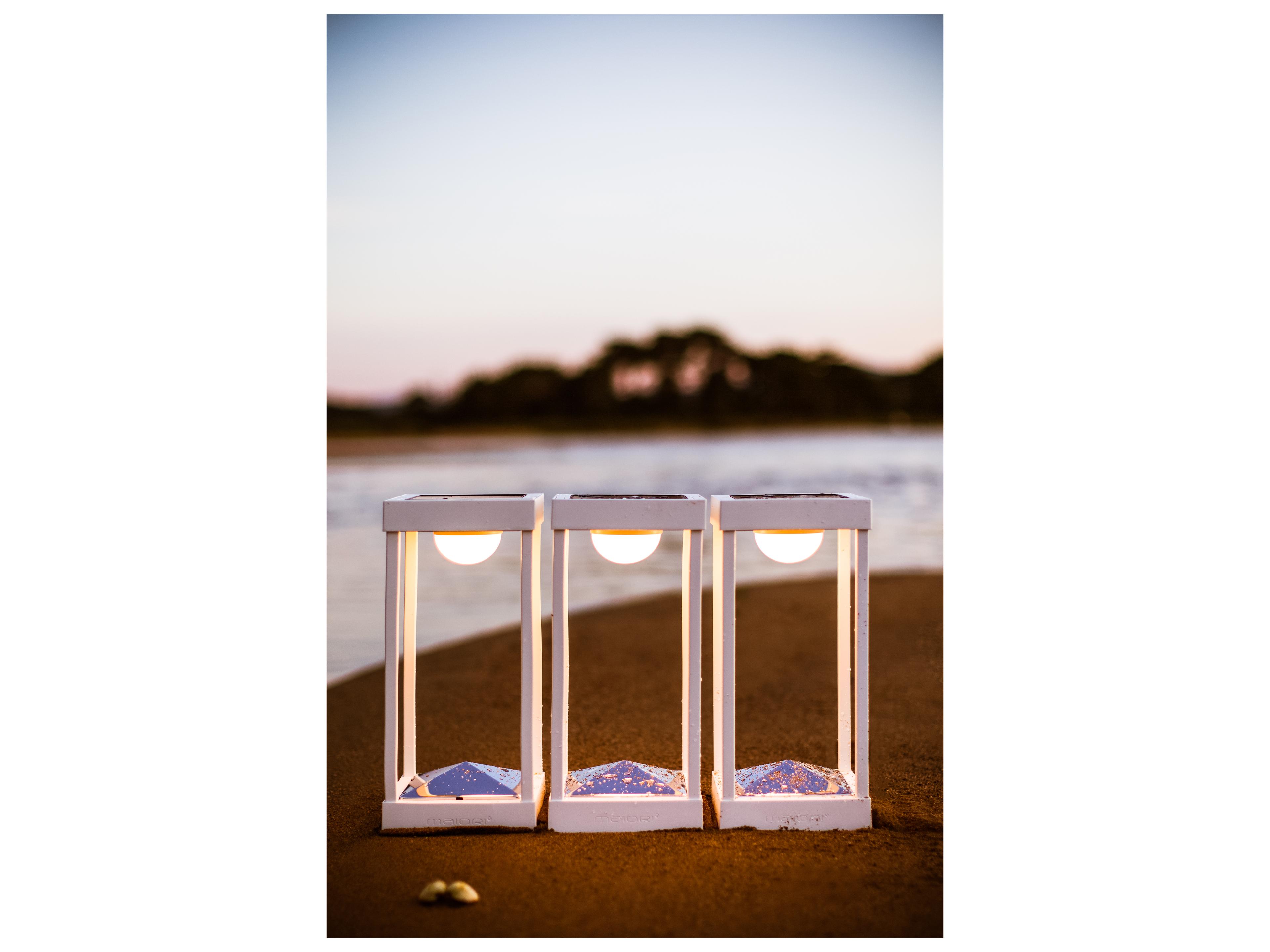 Seaside Casual La Lampe Aluminum Solar Medium Parc