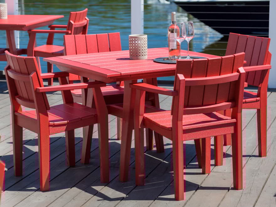 Seaside Casual Mad Recycled Plastic Outdoor Patio Dining Set
