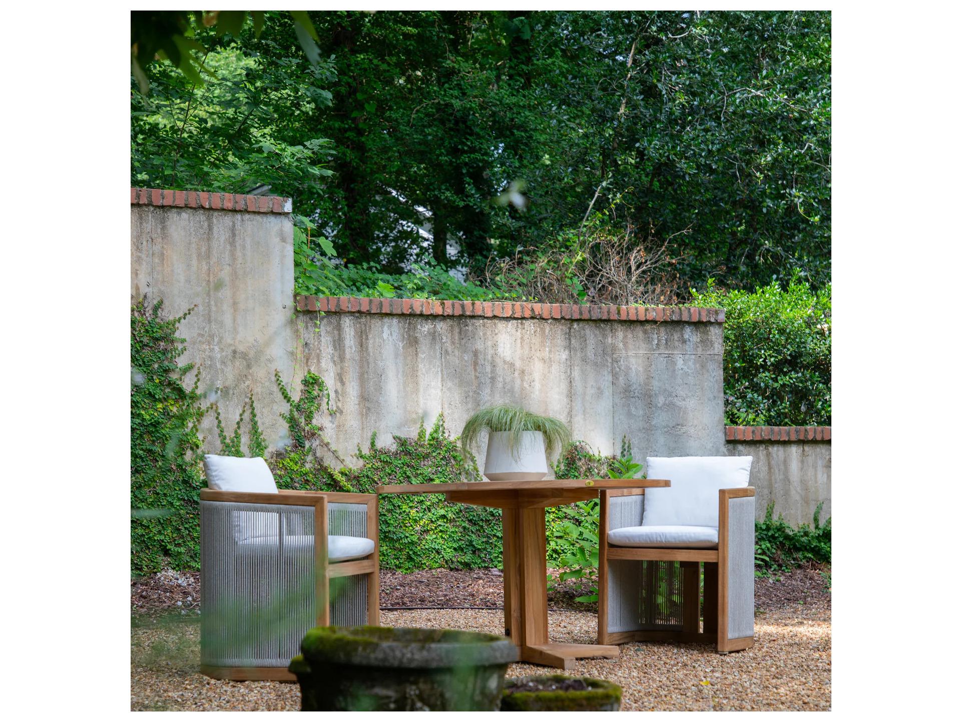 Summer Classics Club Teak Pedestal Base