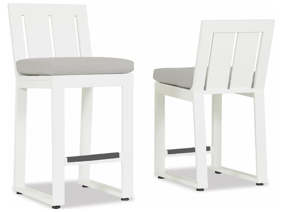 Sunset West Newport Frosted White Aluminum Outdoor Bar Stool in Cast Silver
