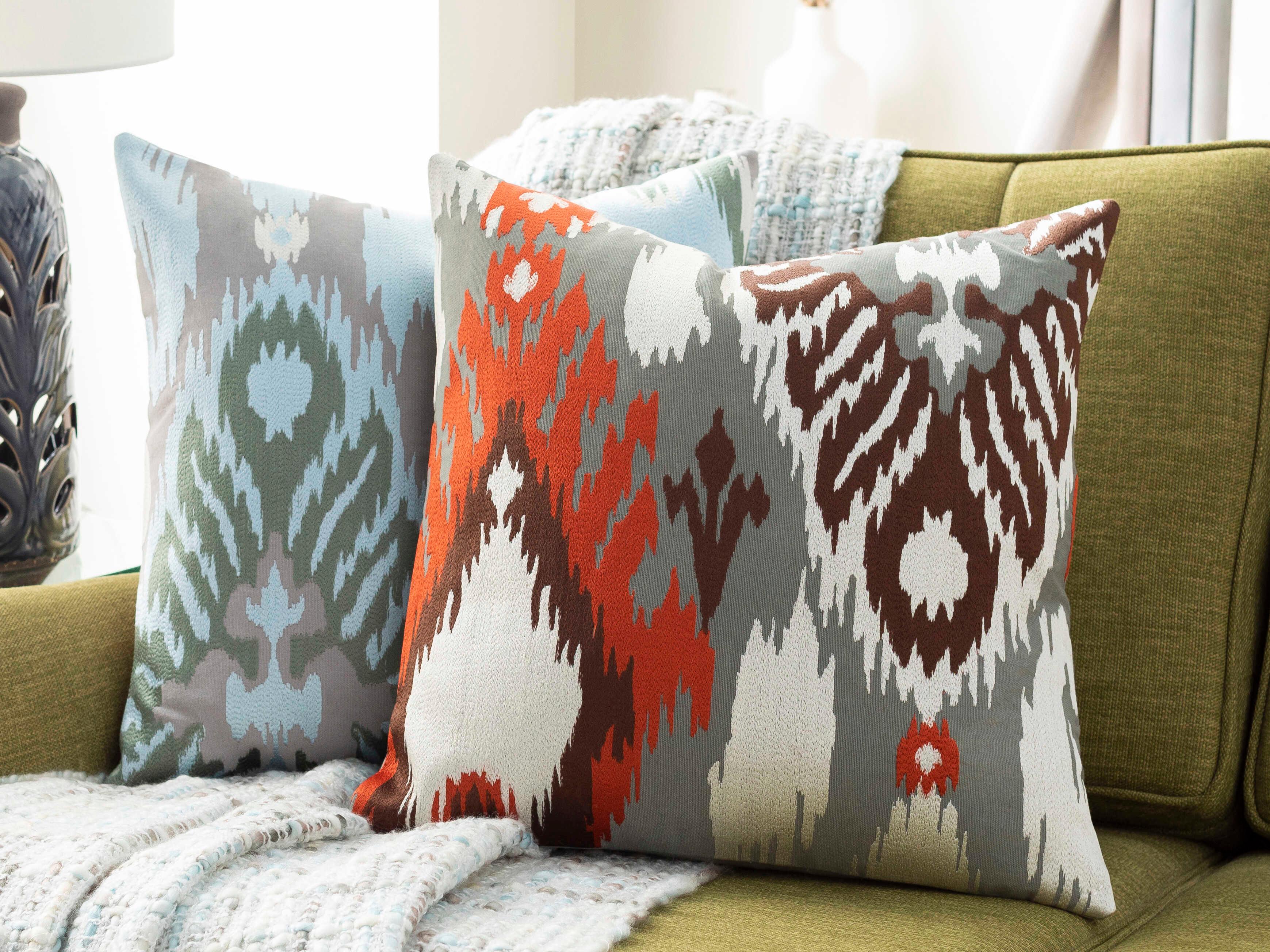 Surya Ara White Pillow