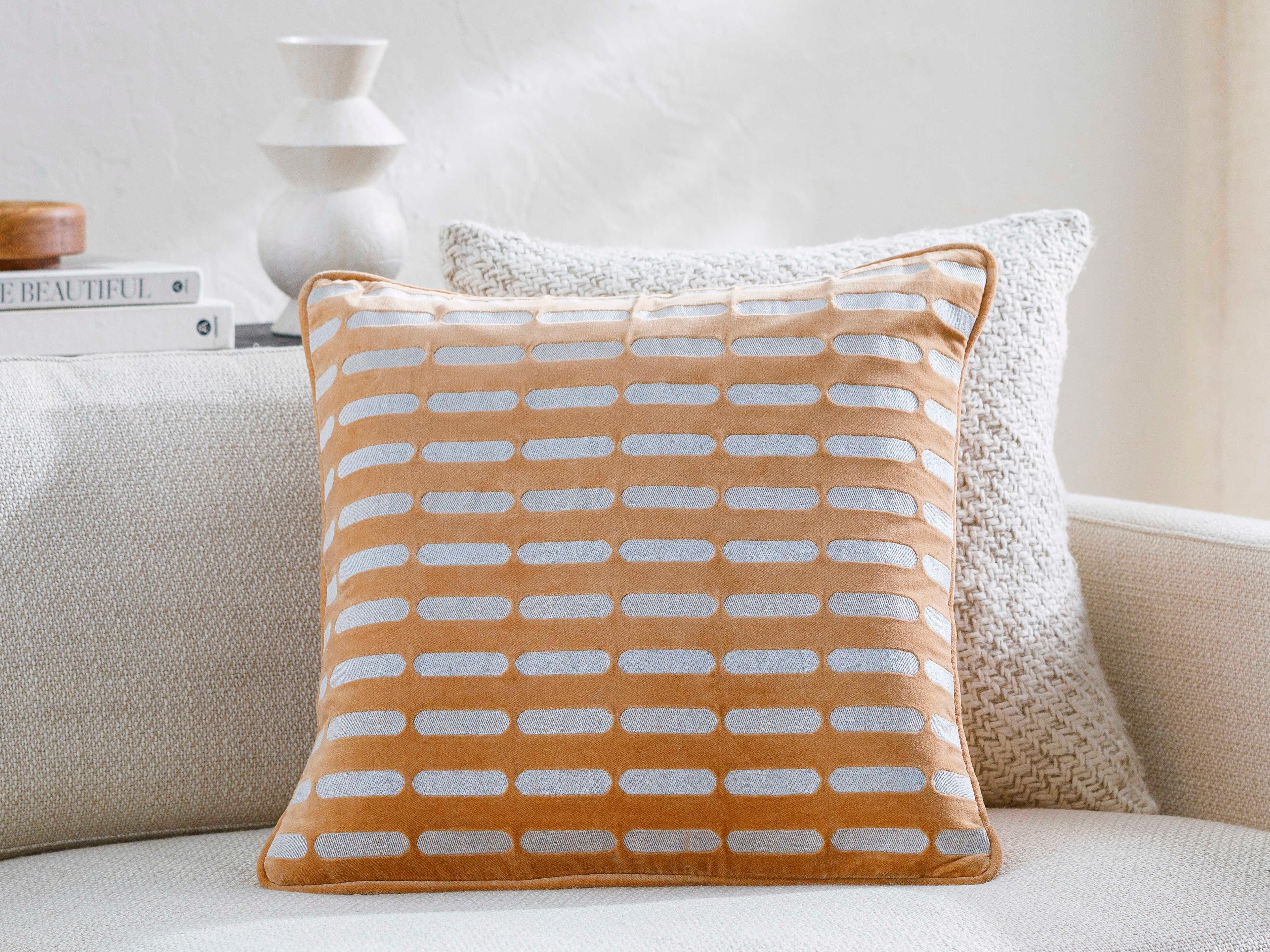 Surya Connecticut Silver Gray Pillow