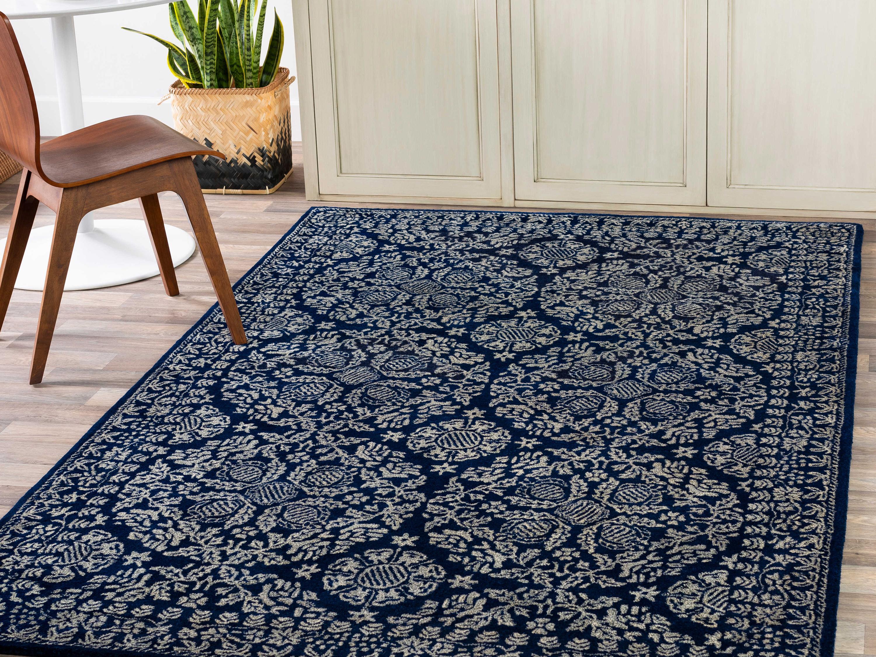 Surya Smithsonian Floral Area Rug