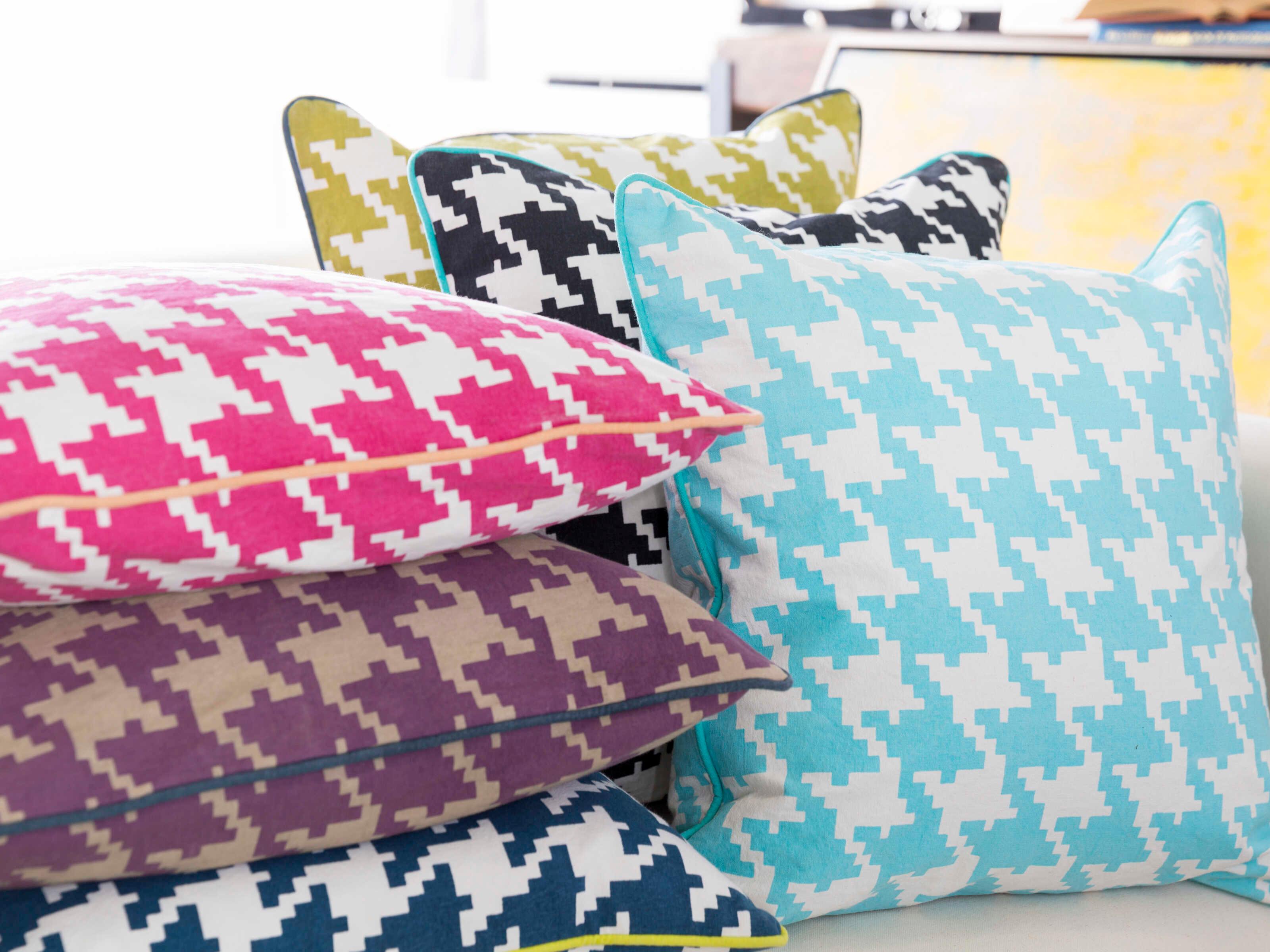 Surya Houndstooth Mint Pillow