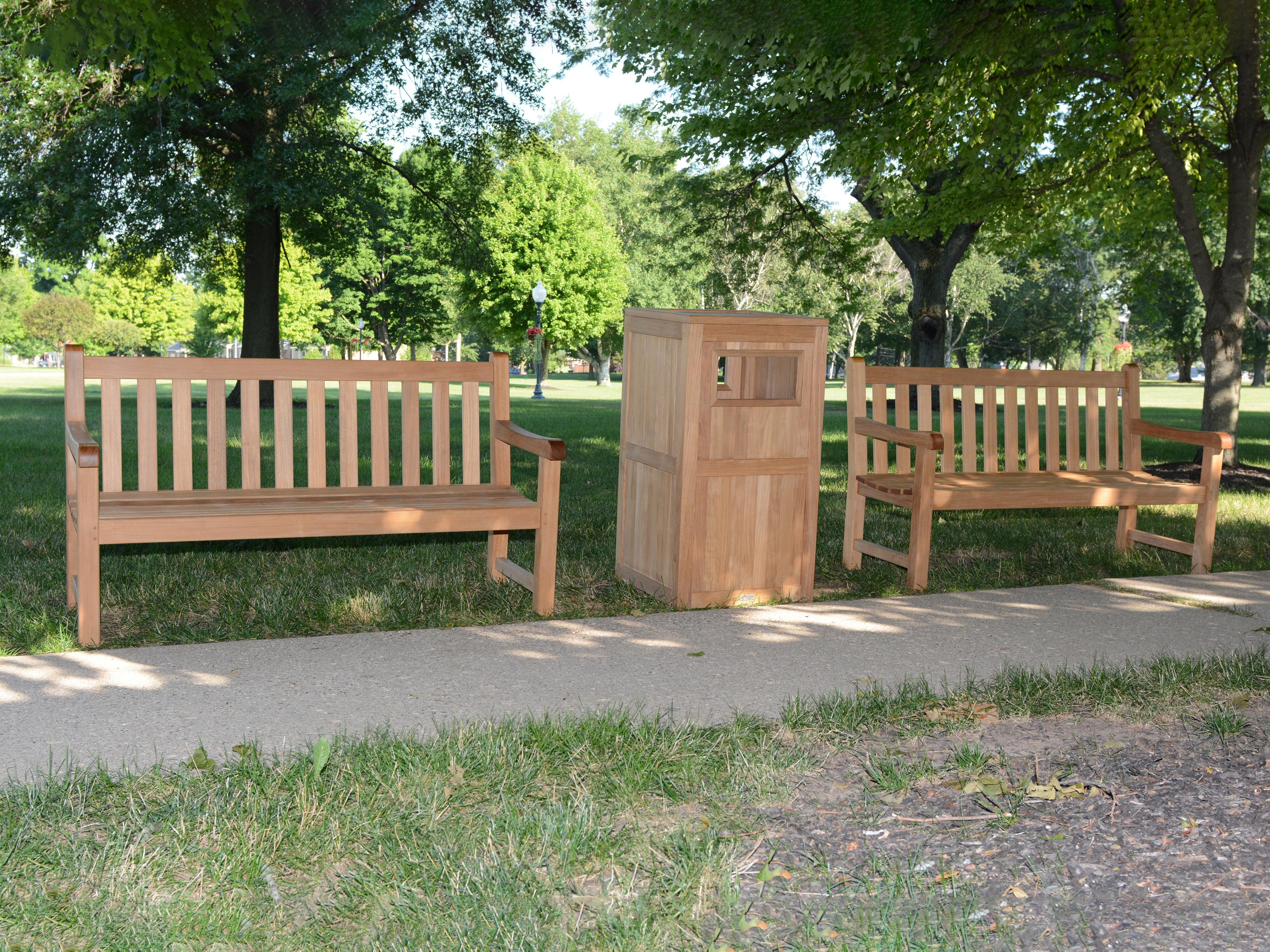 Three Birds Casual Waste Receptacle