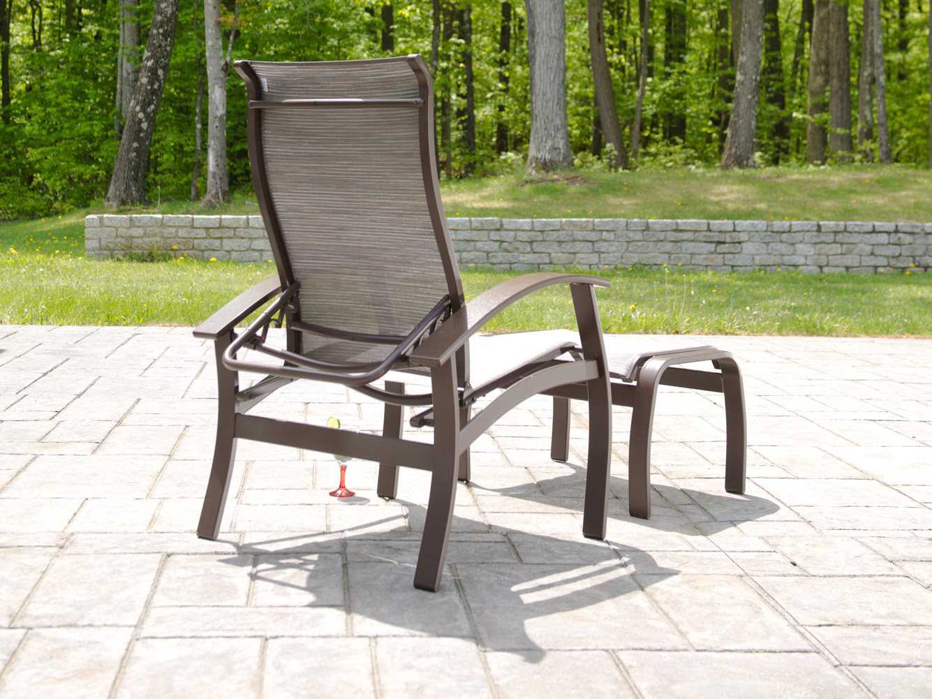 Telescope Casual Belle Isle Aluminum Outdoor Patio Lounge Set