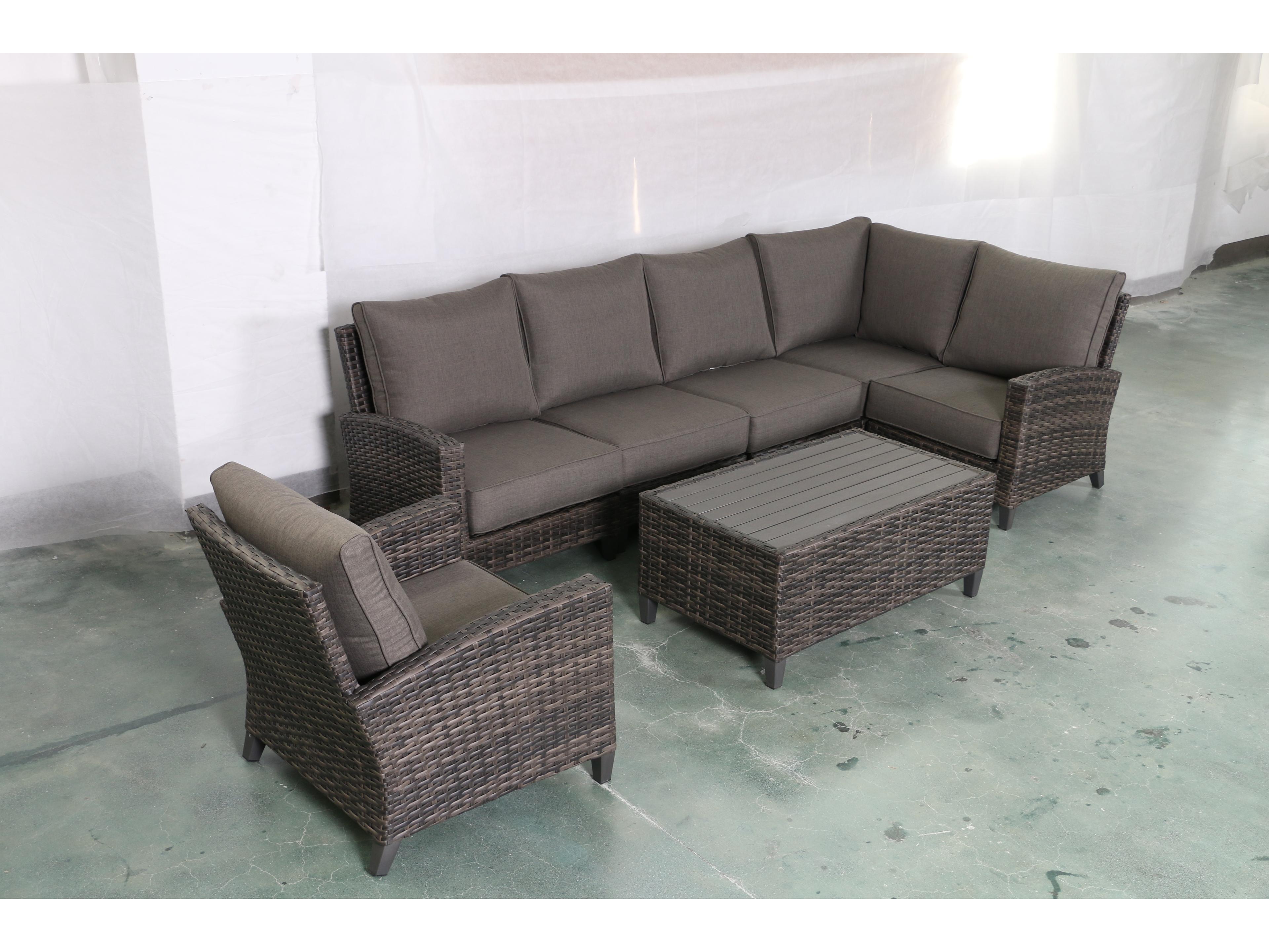 Teva Barbados 5 Piece Sectional Set with Club Chair