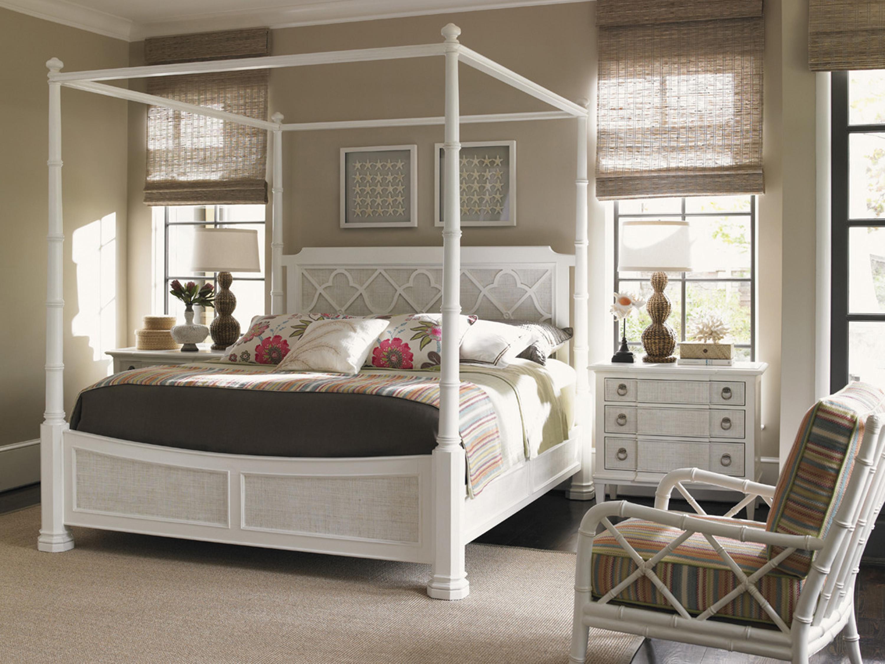 Tommy Bahama Ivory Key Southampton King Poster Bed