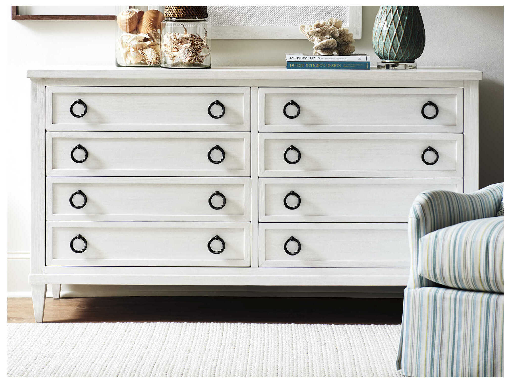 Tommy Bahama Ocean Breeze Kings Bay 8 - Drawer Double Dresser