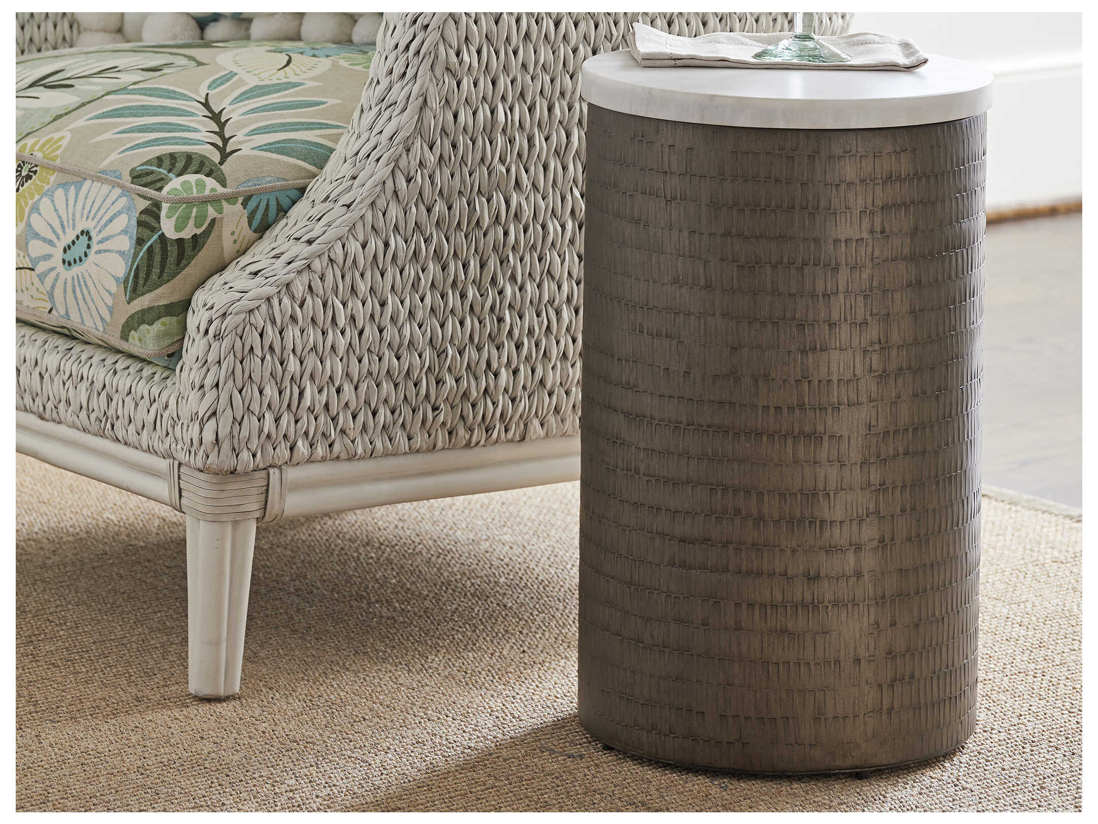 Tommy Bahama Ocean Breeze Turnberry Round End Table