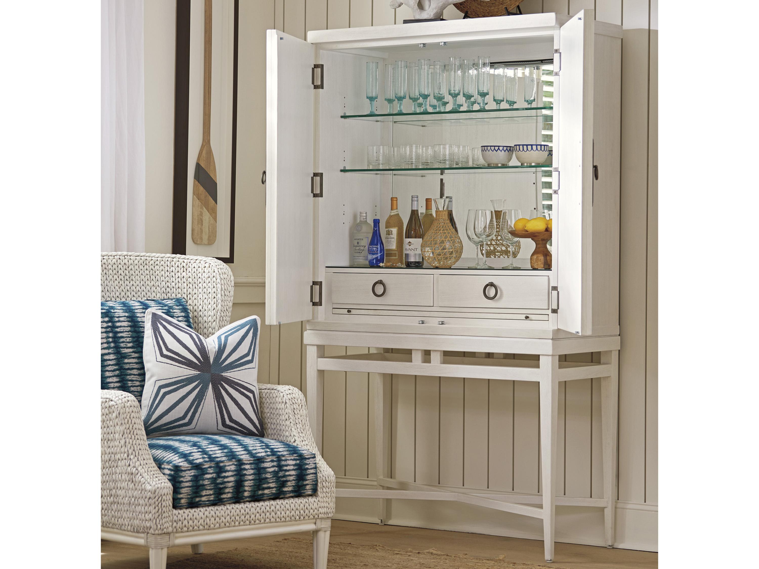 Tommy Bahama Ocean Breeze Jensen Beach Bar Cabinet