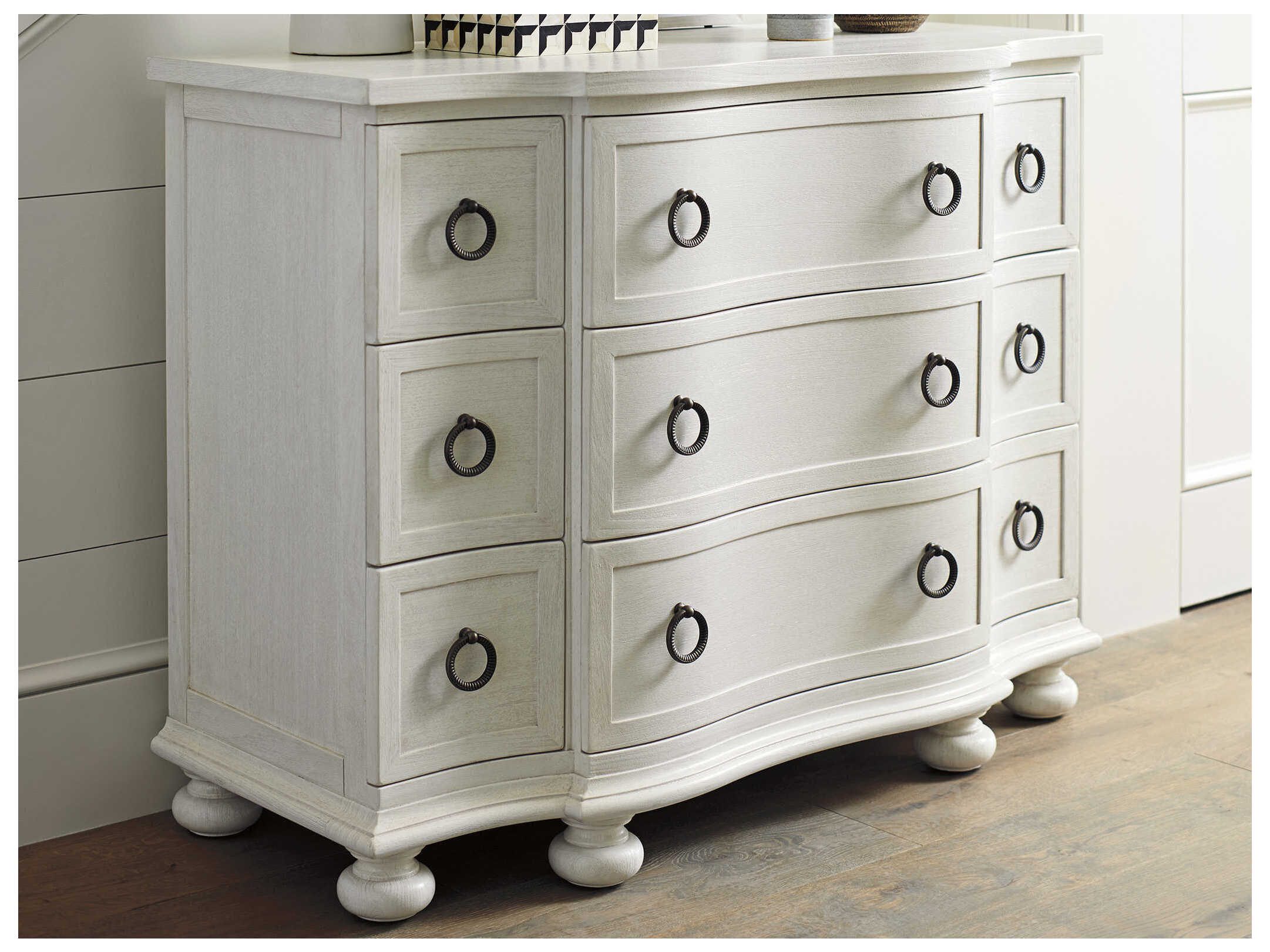 Tommy Bahama Ocean Breeze Mc Alister 9 - Drawer Accent Chest