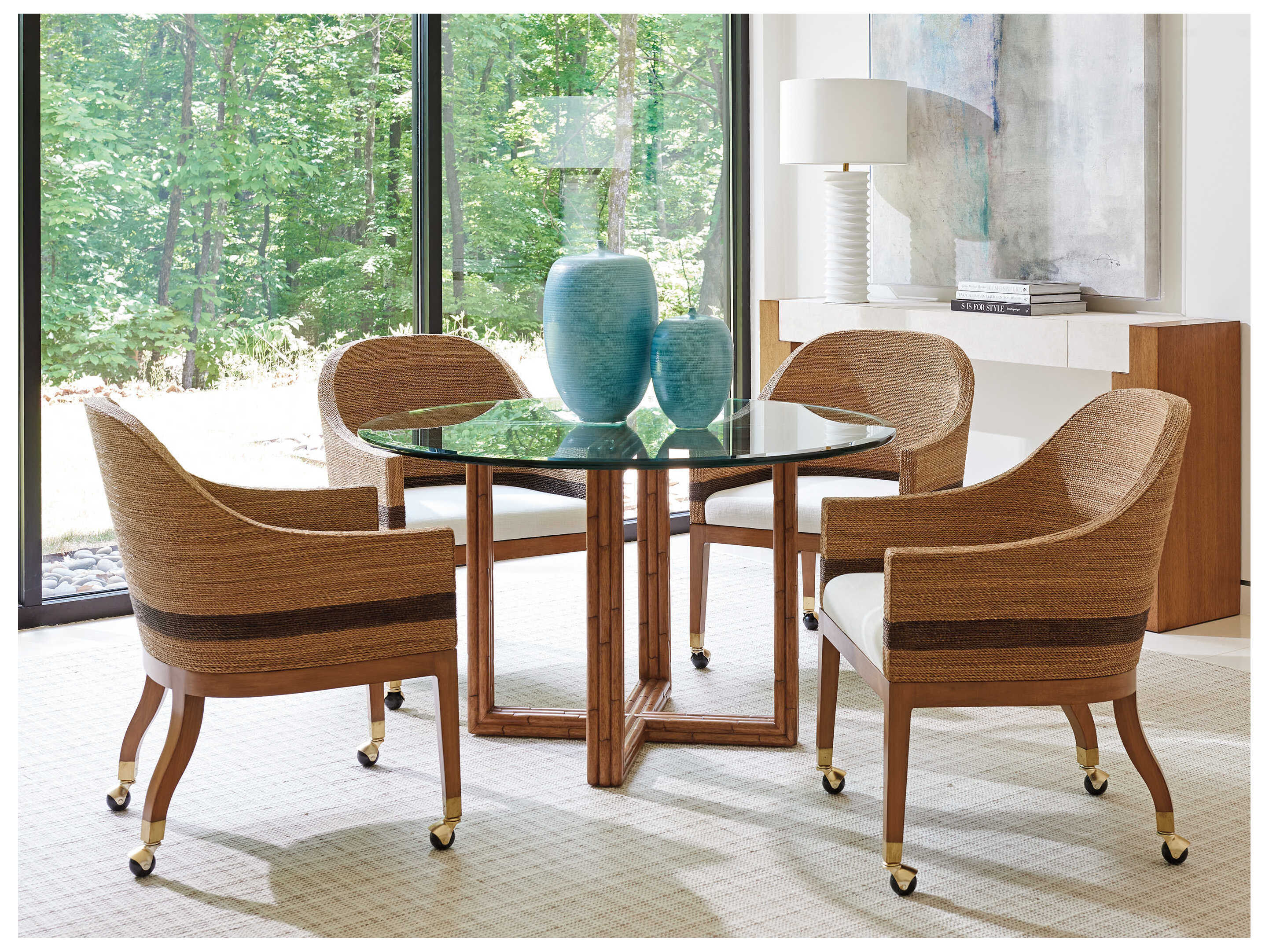 Tommy Bahama Palm Desert Sheridan Round Dining Table