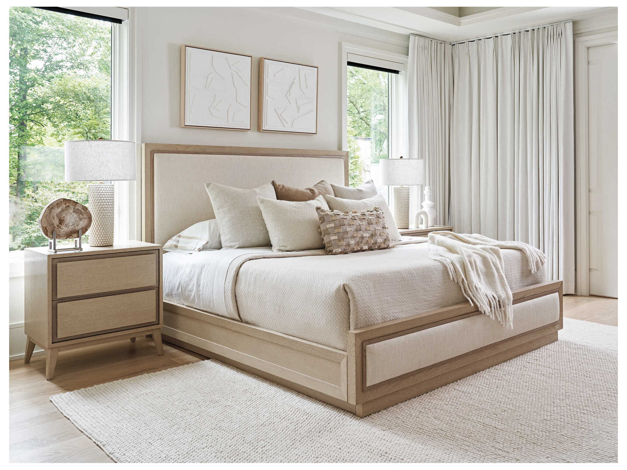 Tommy Bahama Sunset Key Grayson Upholstered King Panel Bed