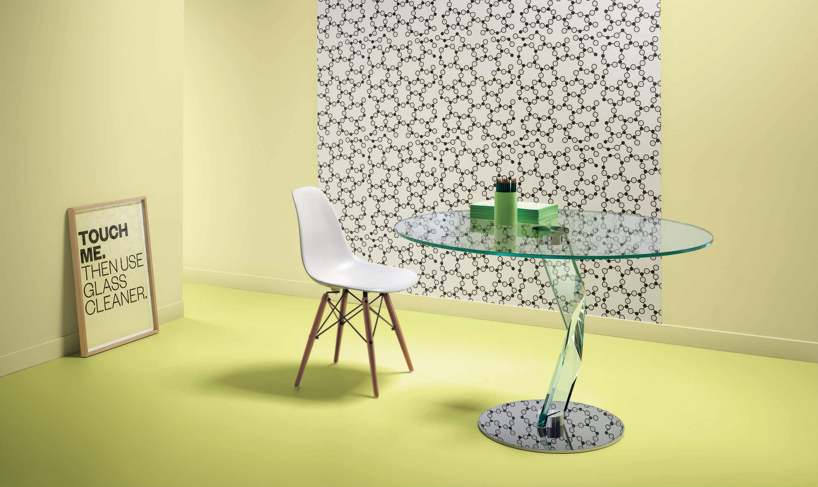 Tonelli Bakkarat Round Glass Dining Table