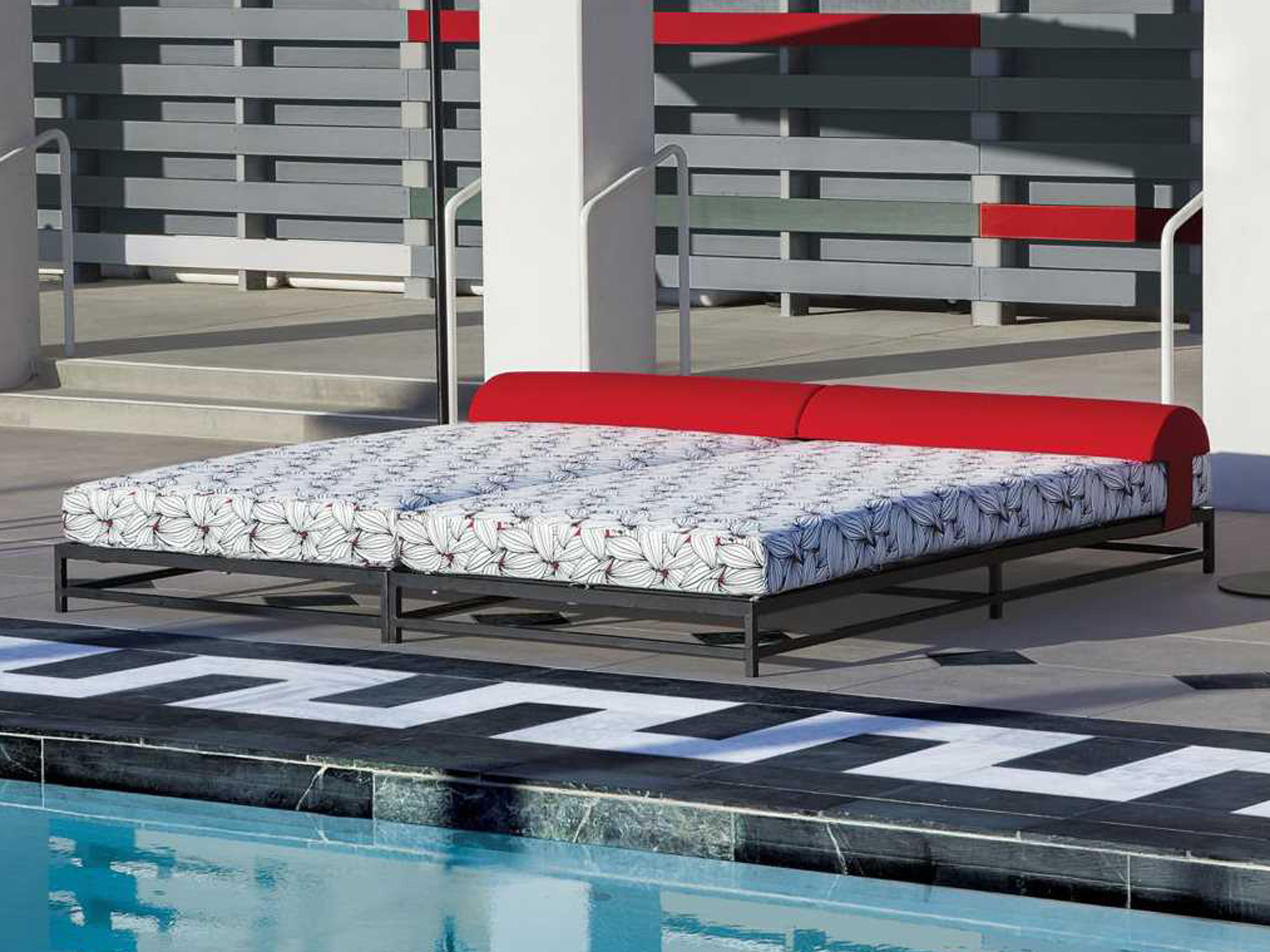 Tropitone Cabana Club Aluminum Cushion Outdoor Patio Lounge Set