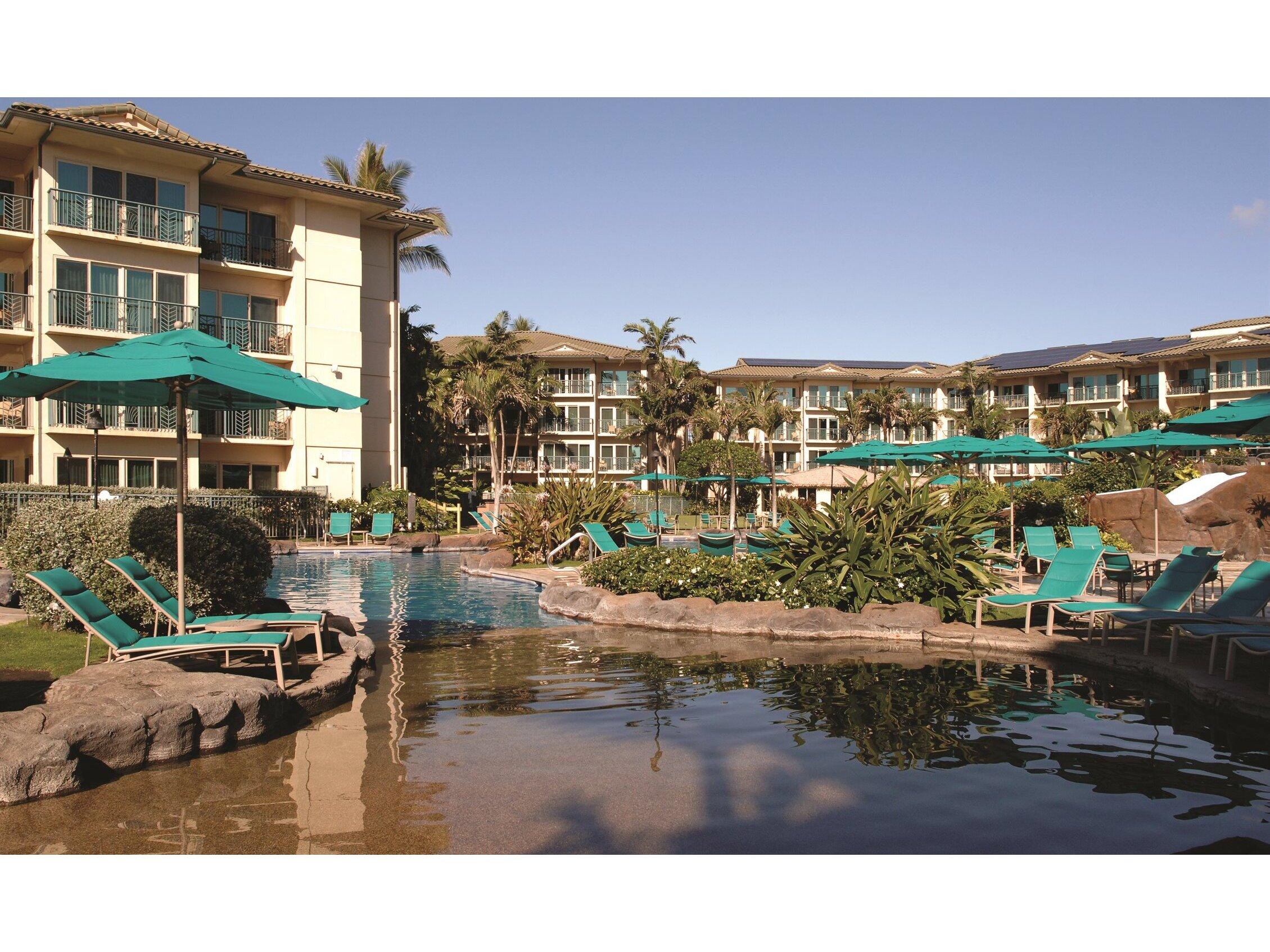 Tropitone South Beach Padded Sling Aluminum Lounge Set