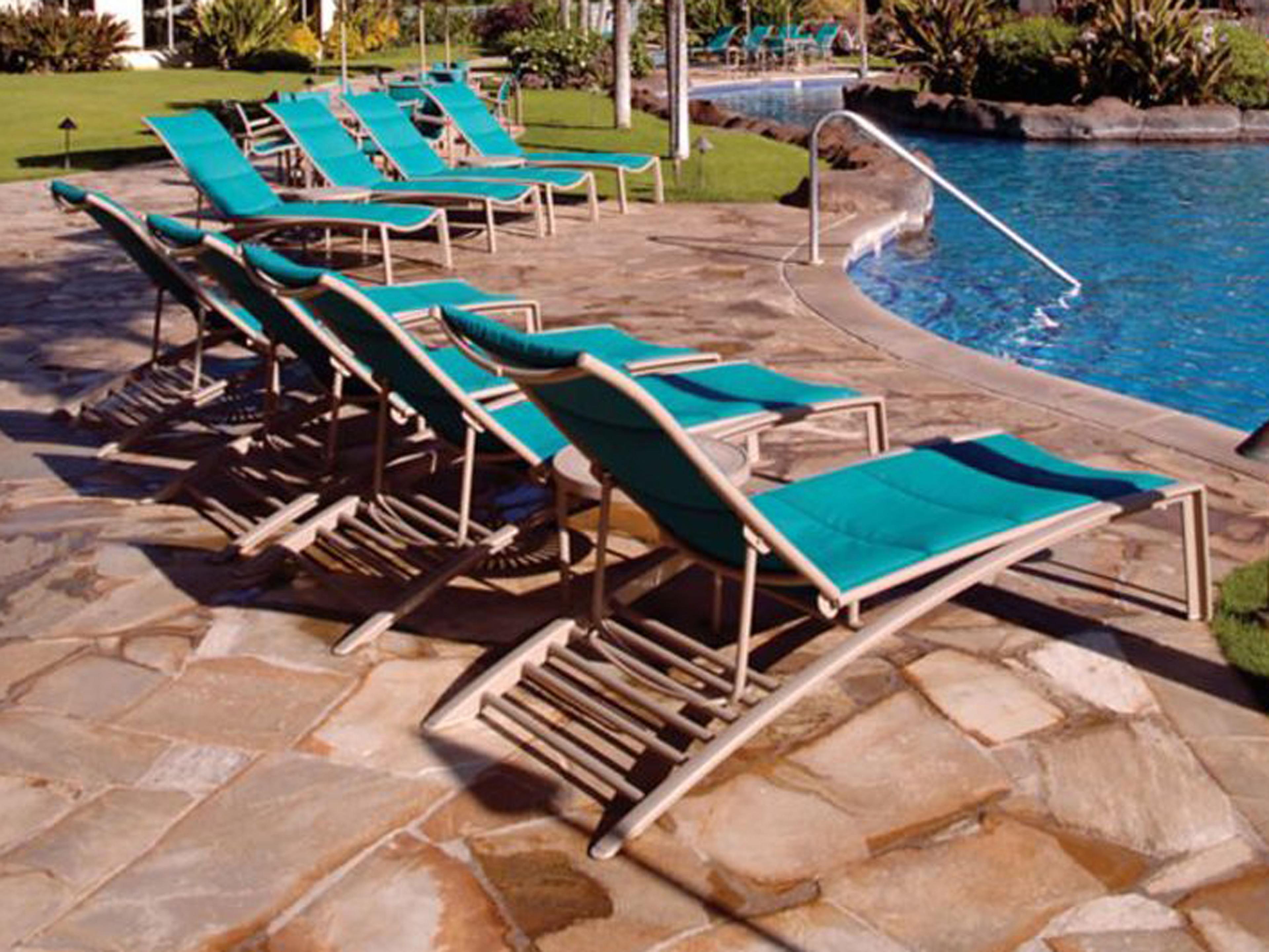 Tropitone South Beach Padded Sling Aluminum Outdoor Lounge Set