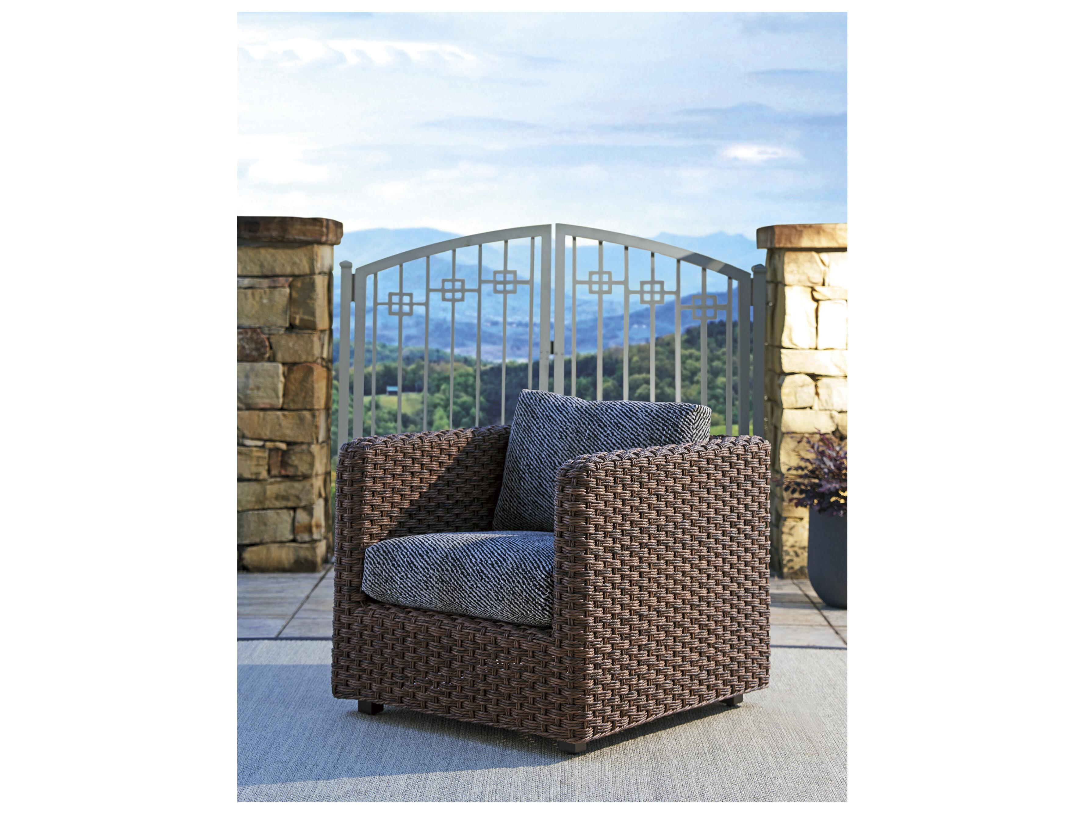 Tommy Bahama Outdoor Kilimanjaro Wicker Rich Tobacco Lounge Chair