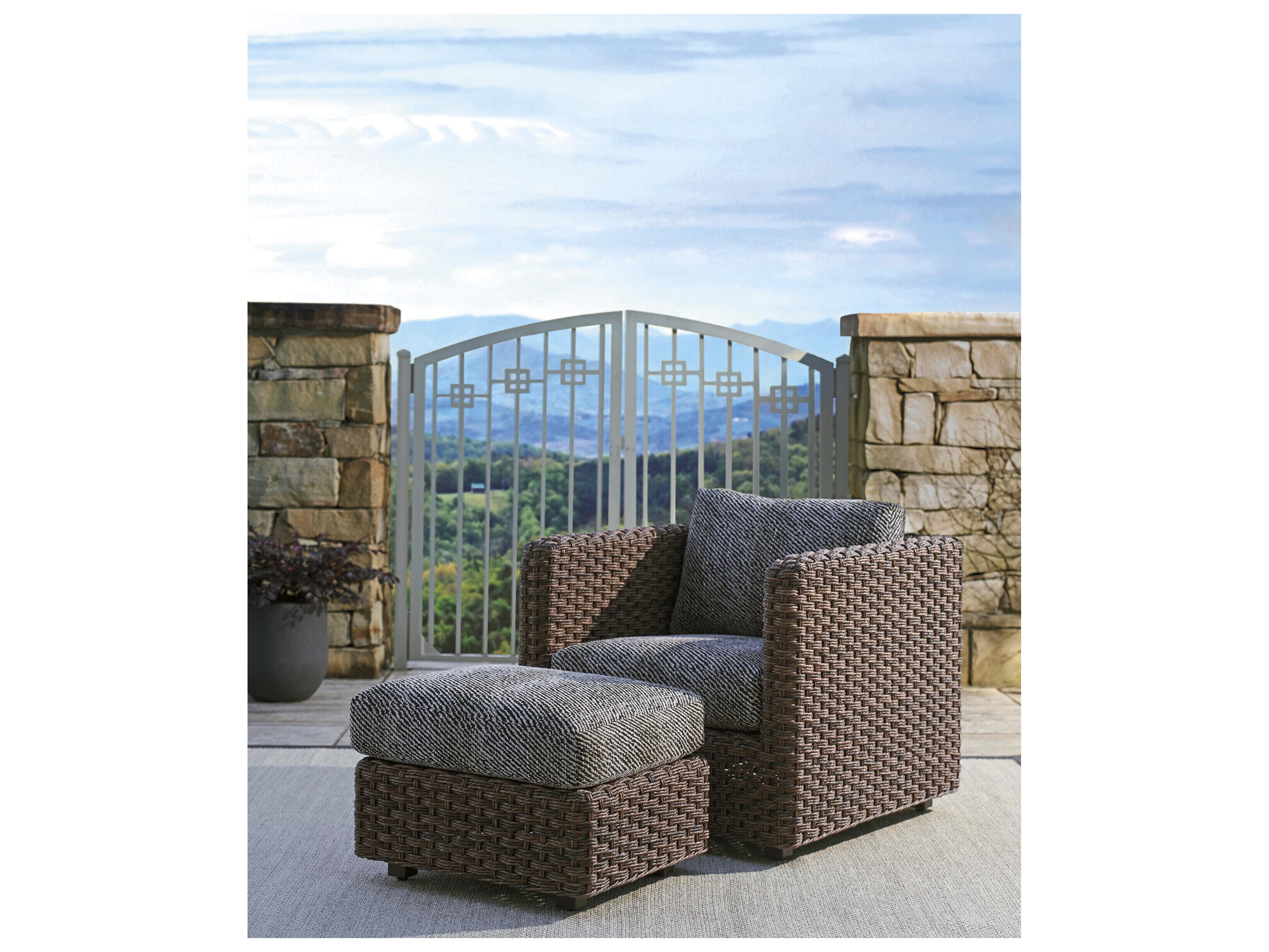 Tommy Bahama Outdoor Kilimanjaro Wicker Rich Tobacco Lounge Chair