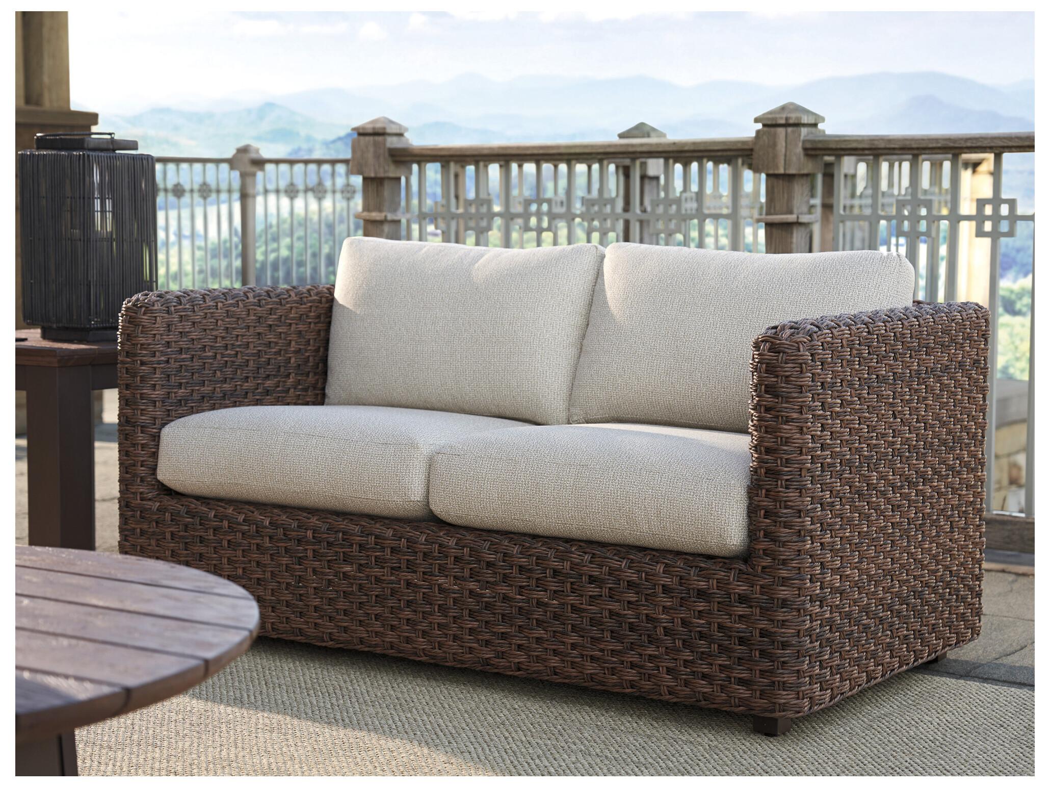 Tommy Bahama Outdoor Kilimanjaro Wicker Rich Tobacco Loveseat