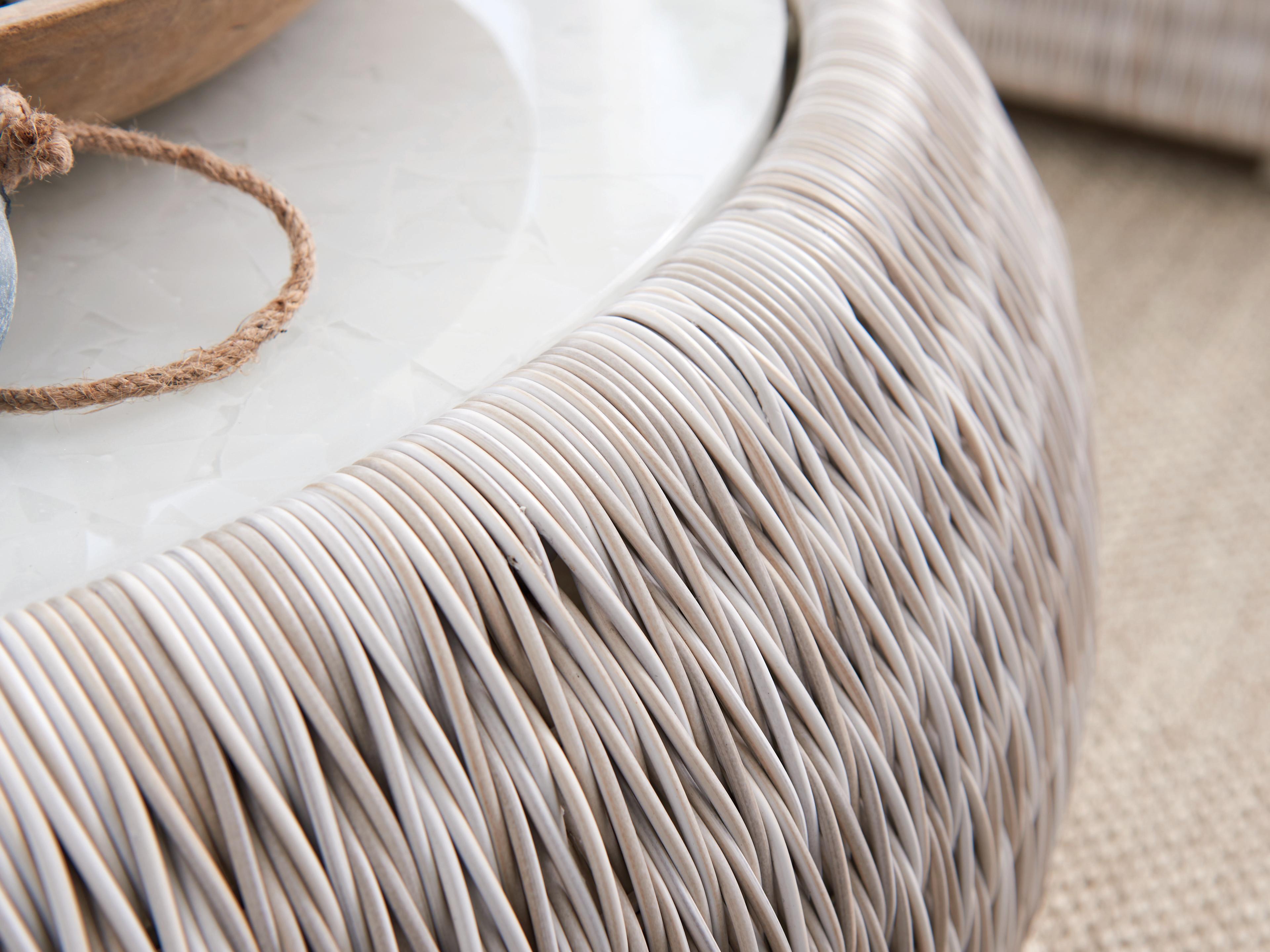 Tommy Bahama Outdoor Seabrook Aluminum Wicker Round Glass Top Coffee Table