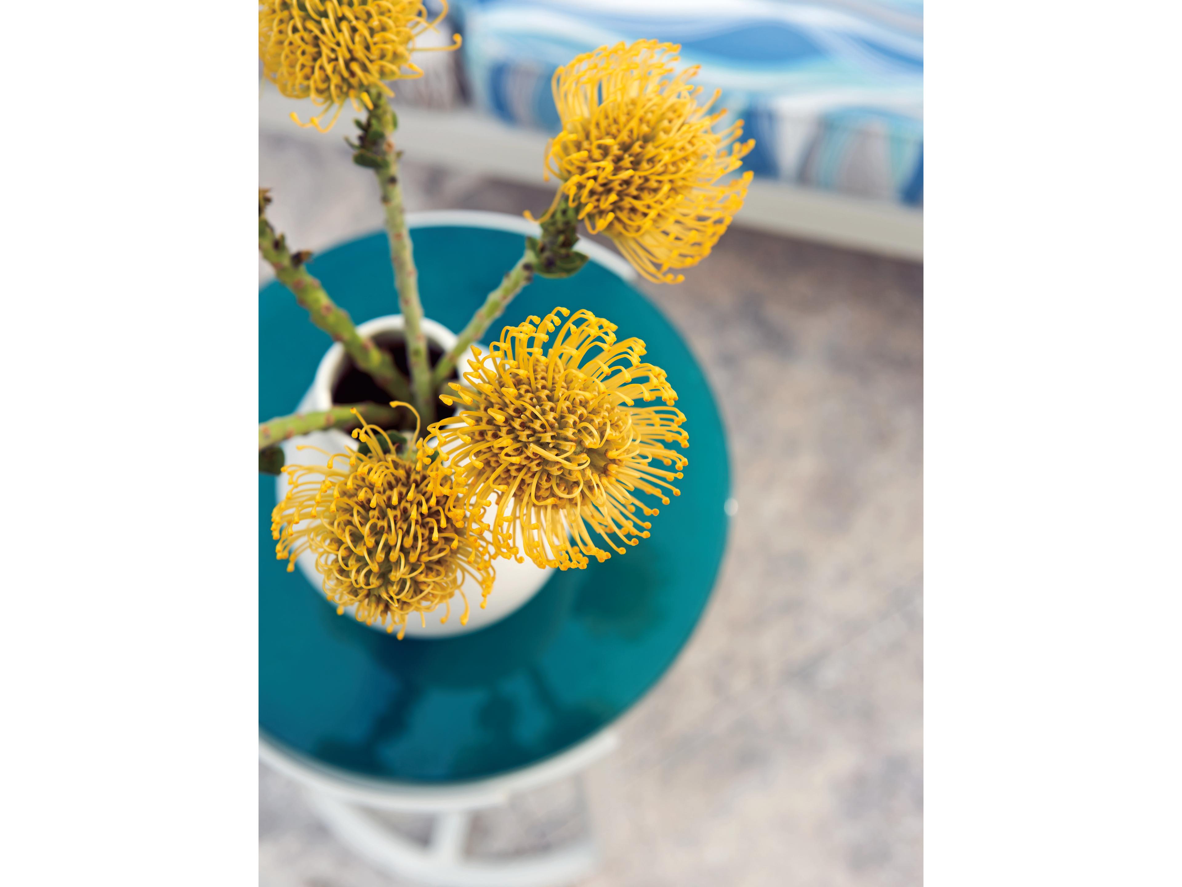 Tommy Bahama Outdoor Seabrook Aluminum Round Accent Table