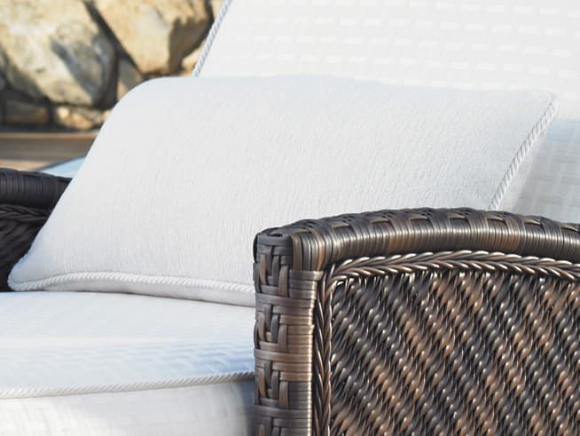 Tommy Bahama Outdoor Paradise 24'' x 12'' Kidney Pillow with Welt