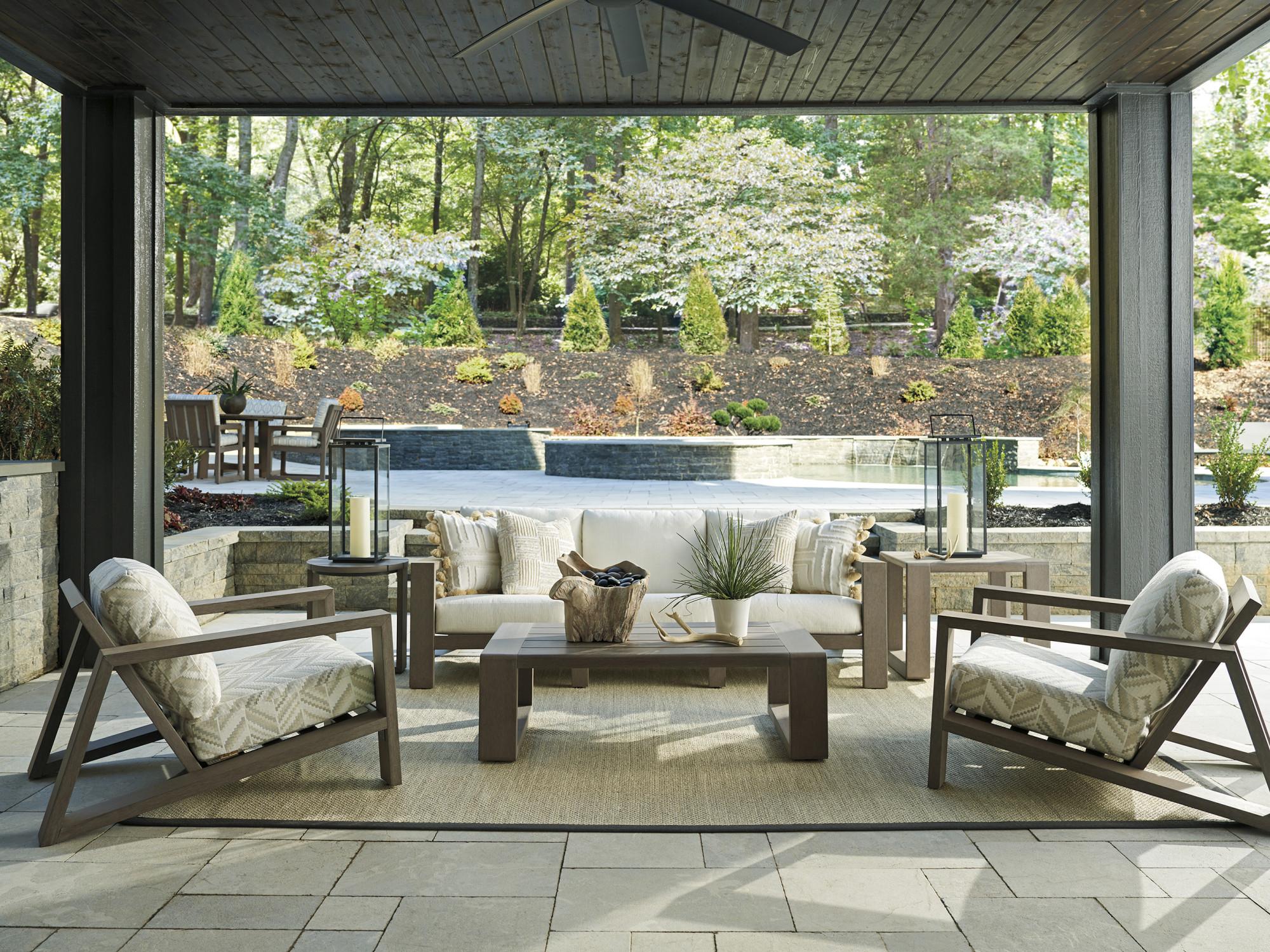 Tommy Bahama Outdoor Mozambique Resin Cushion Lounge Set