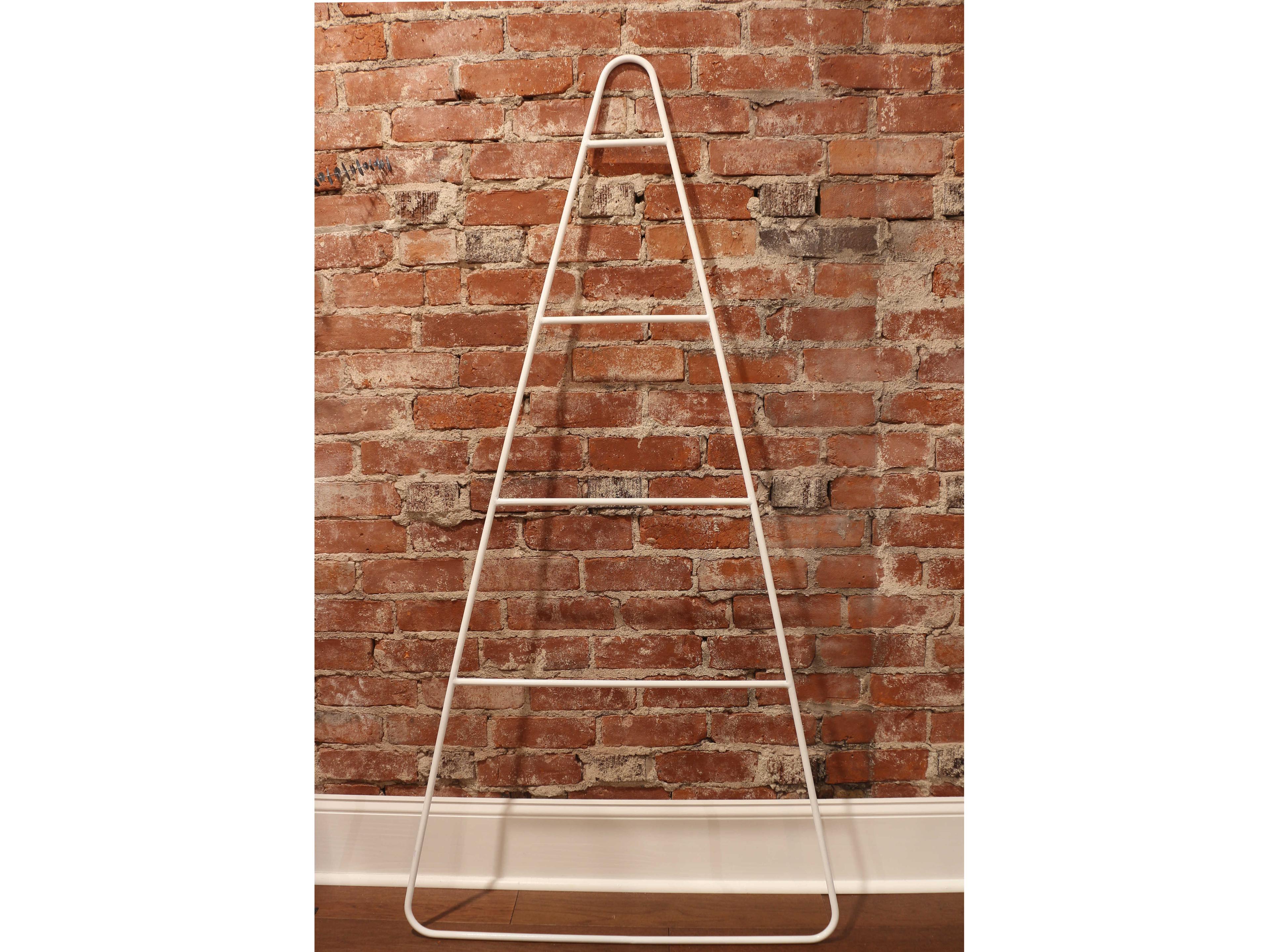 Tronk Design Artie White Ladder