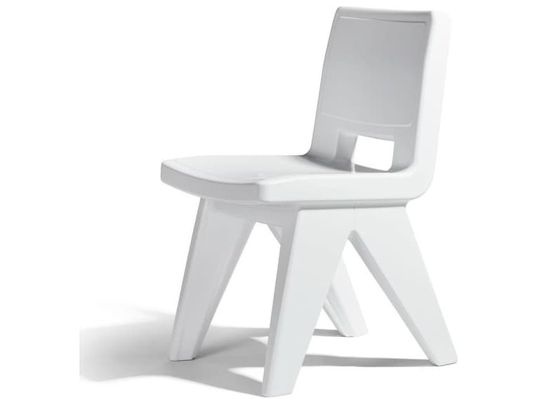 Tupelo Goods Fresco Marine Grade Polyethylene Lounge Chair in Highcloud White