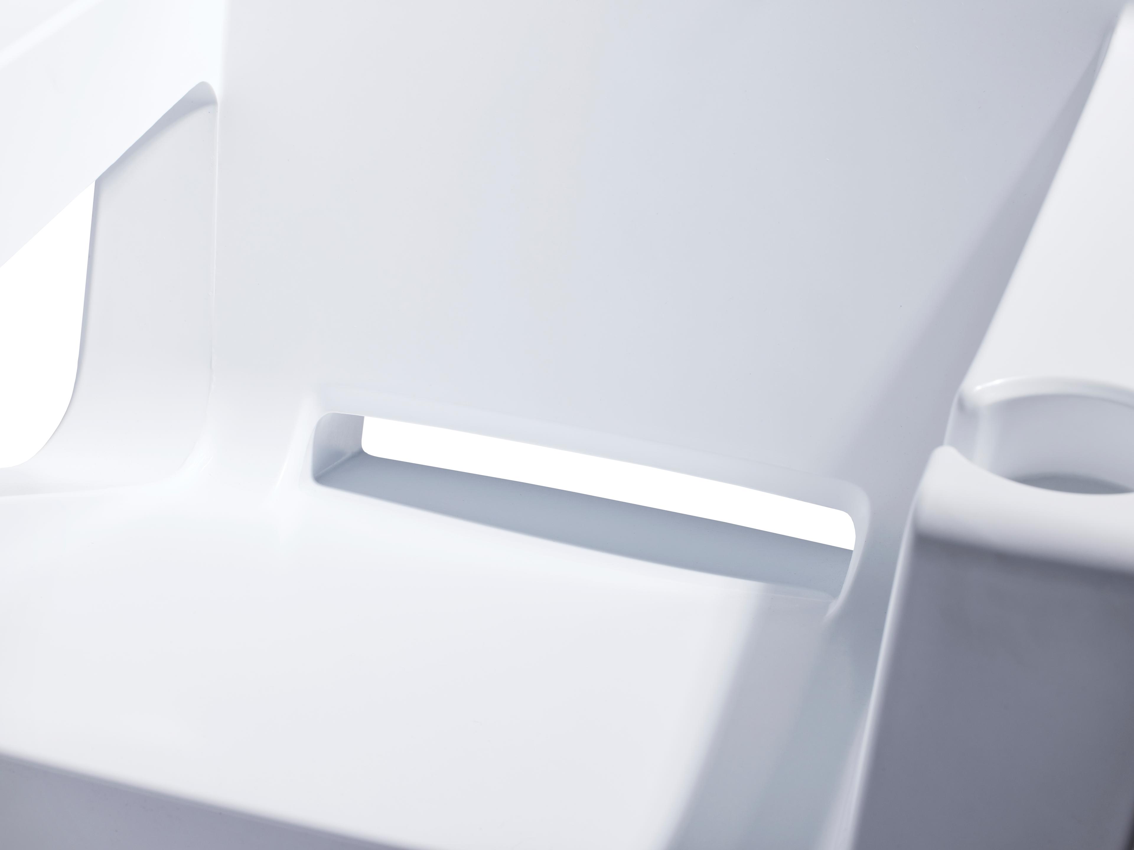 Tupelo Goods Bask Marine Grade Polyethylene Lounge Chair in Highcloud White