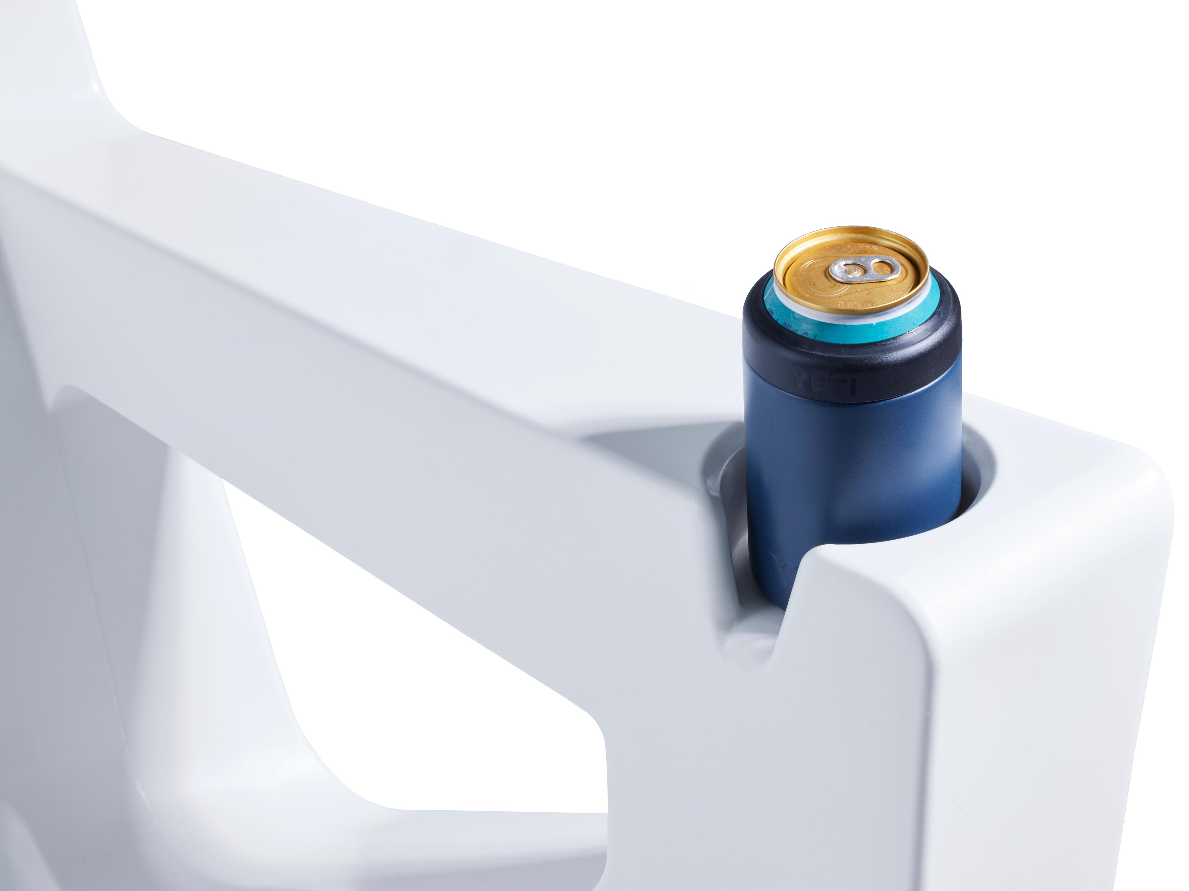 Tupelo Goods Bask Marine Grade Polyethylene Lounge Chair in Highcloud White