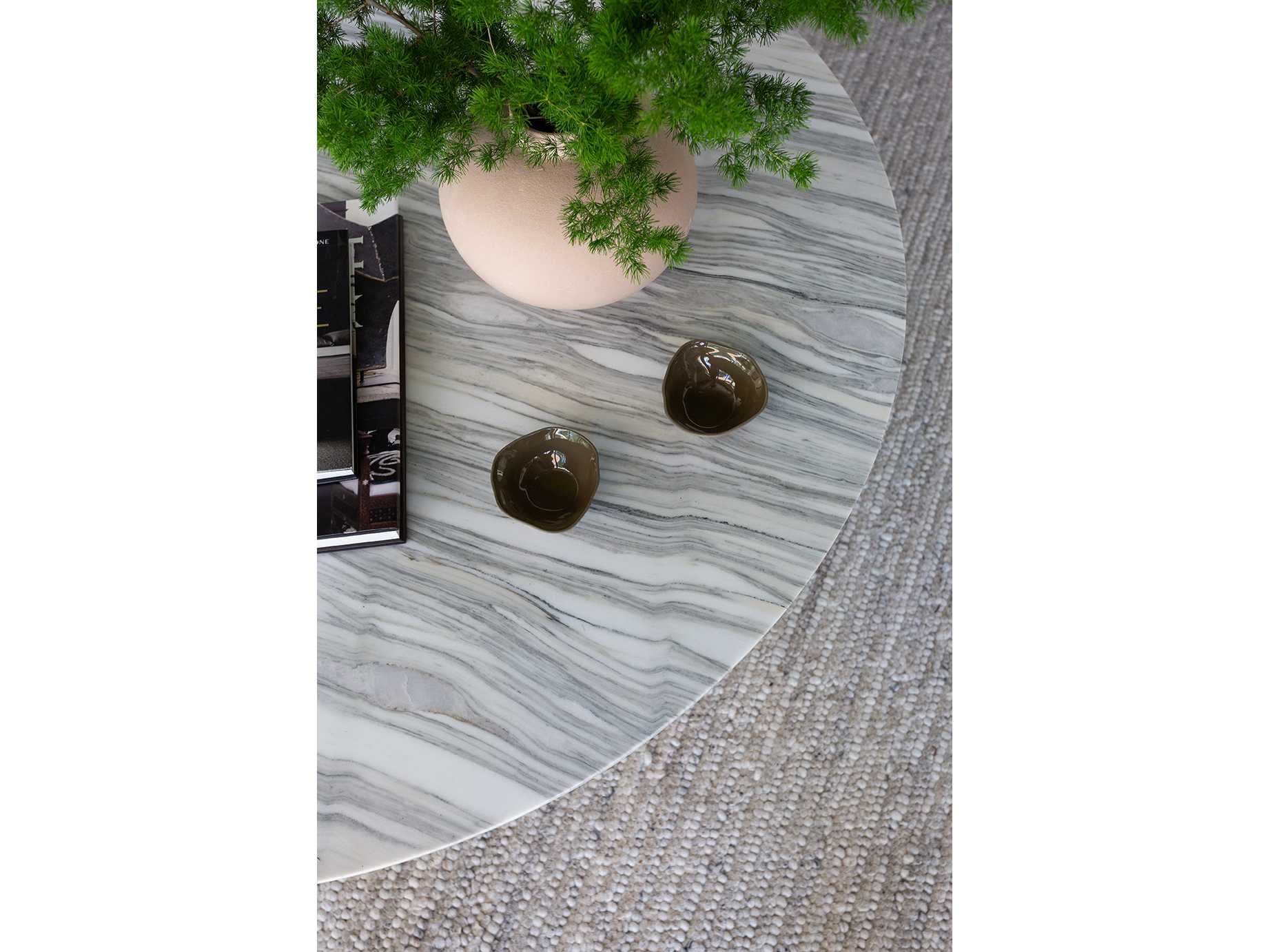 Universal Furniture Erinn V. x Universal Aro Round Calacatta Marble Satin Bronze Cocktail Table