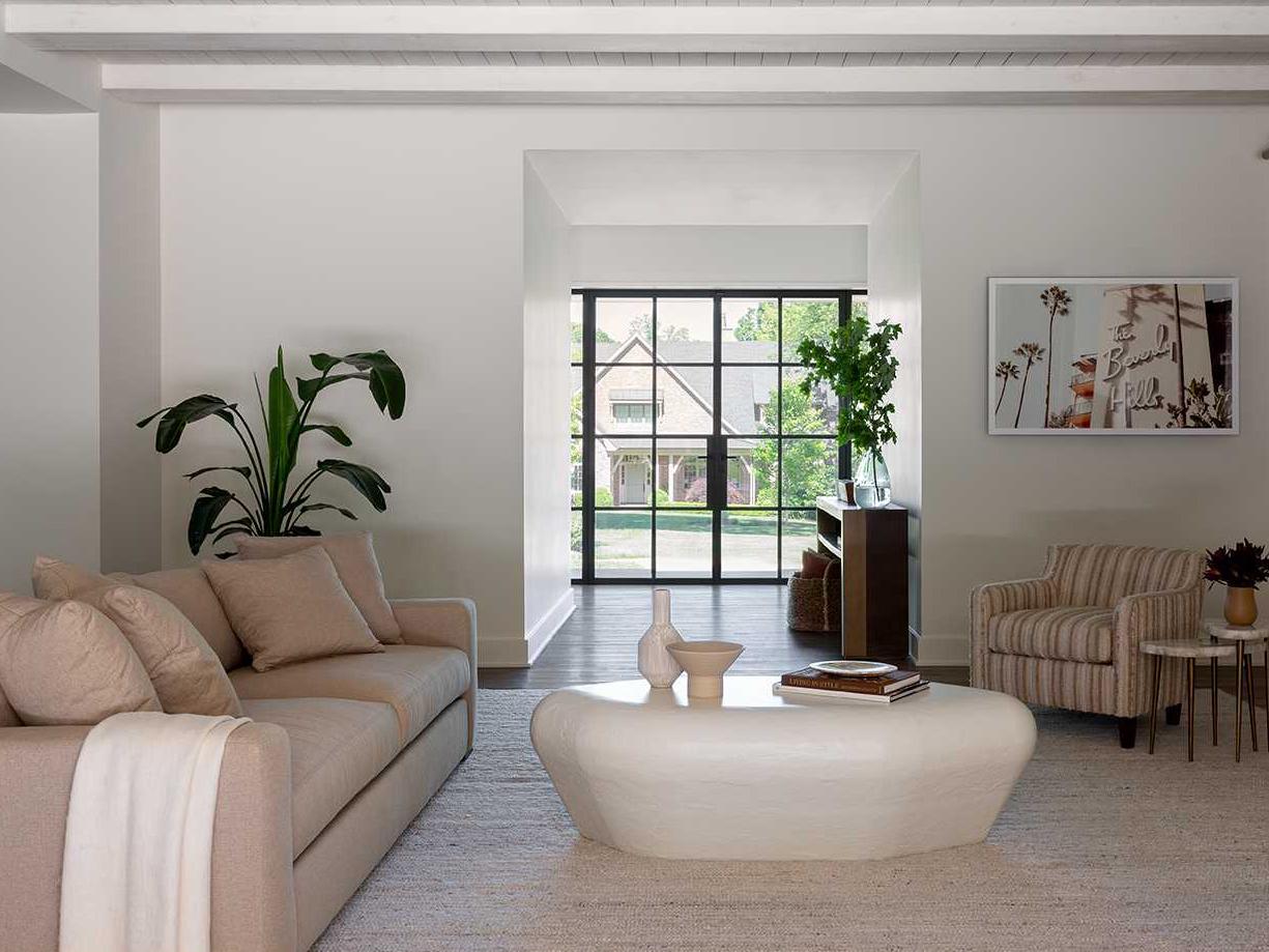 Universal Furniture Erinn V. x Universal Piedra Hexagon White Dove Cocktail Table