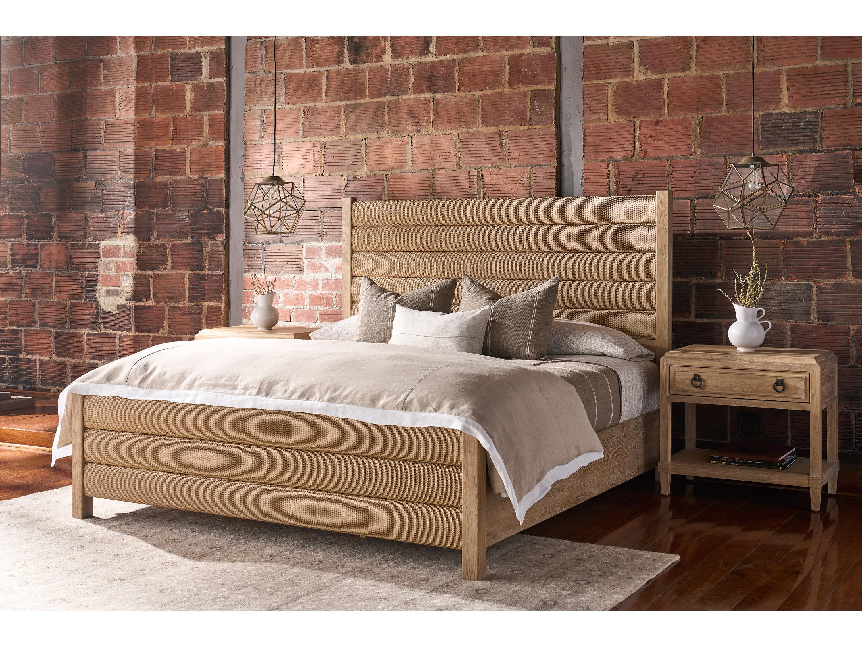 Universal Furniture Griffith Park Natural Wood Queen Panel Bed